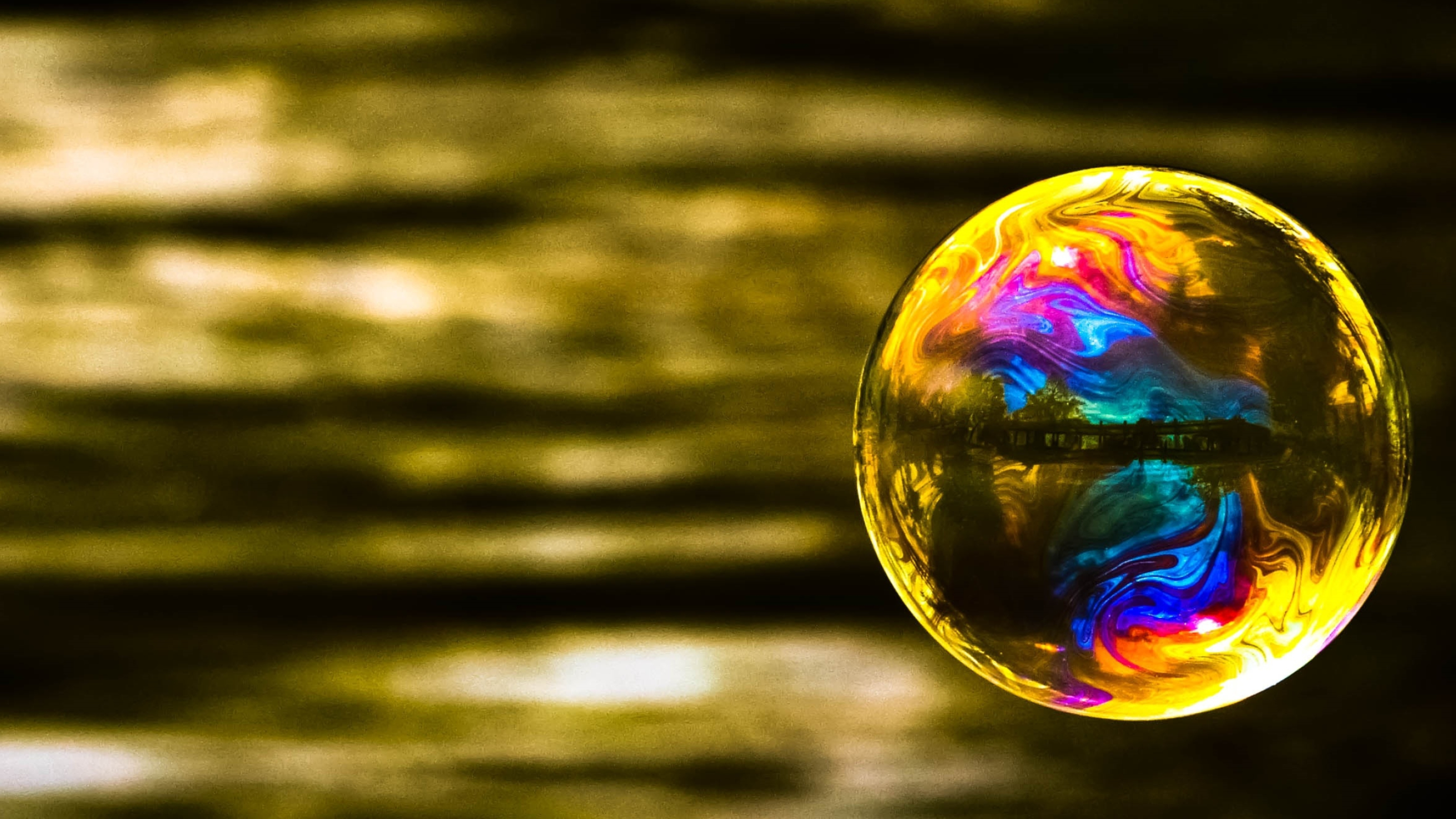 Water reflection, Bubbles Wallpaper, 2900x1630 HD Desktop