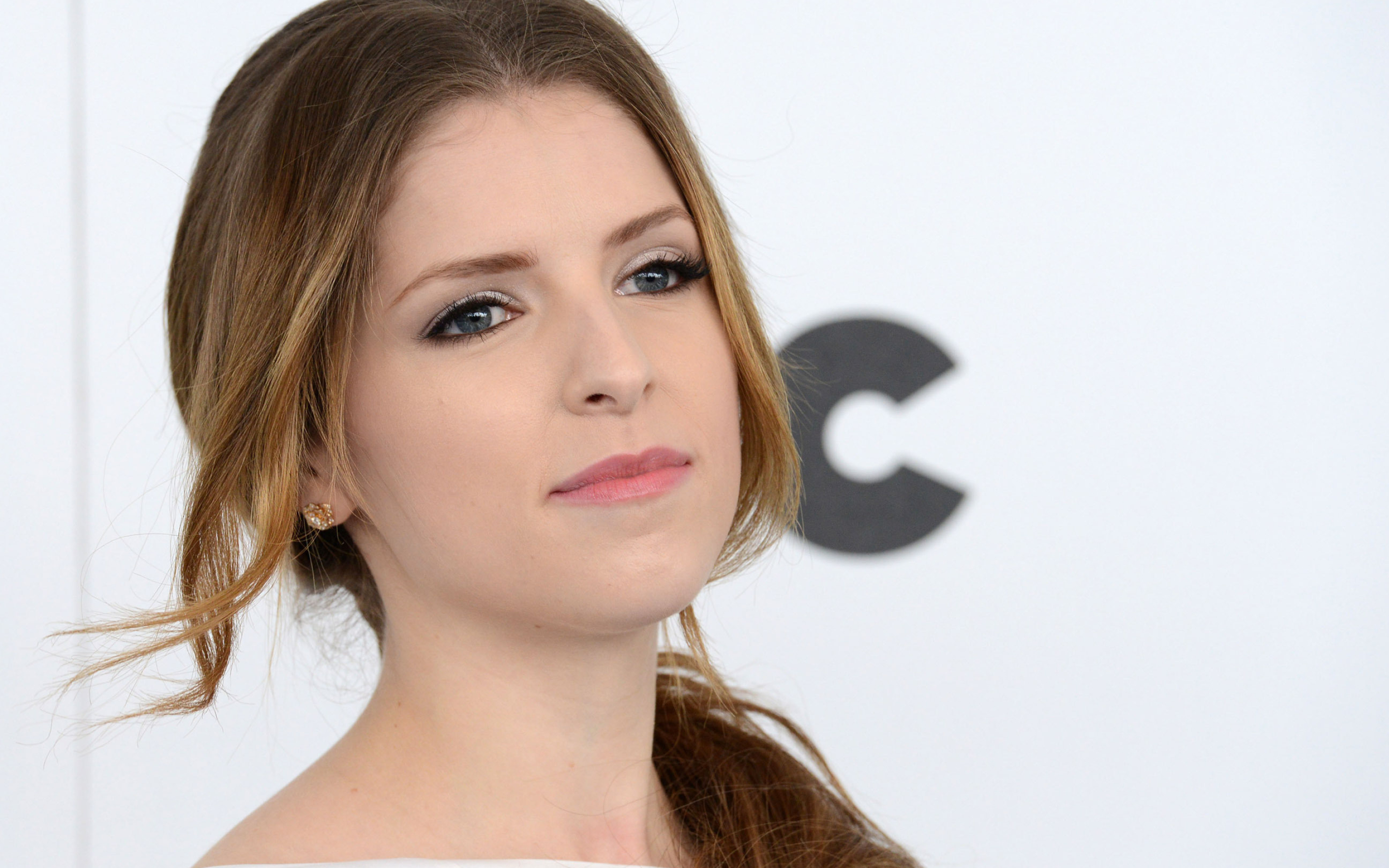 Anna Kendrick, Celebrity wallpapers, 30647, 2880x1800 HD Desktop