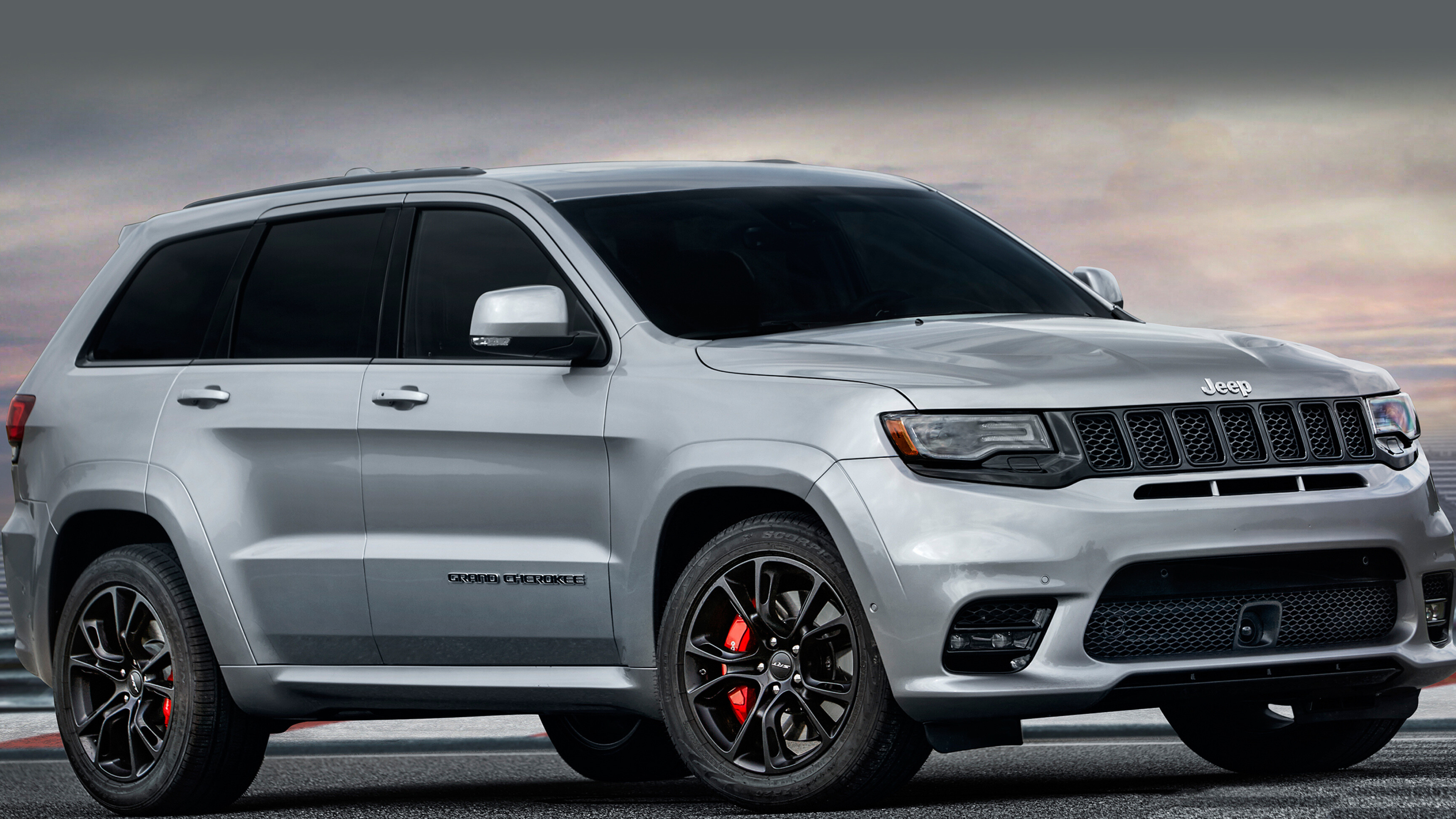 Jeep Grand Cherokee SRT, Striking wallpapers, Powerful performance, 3840x2160 4K Desktop