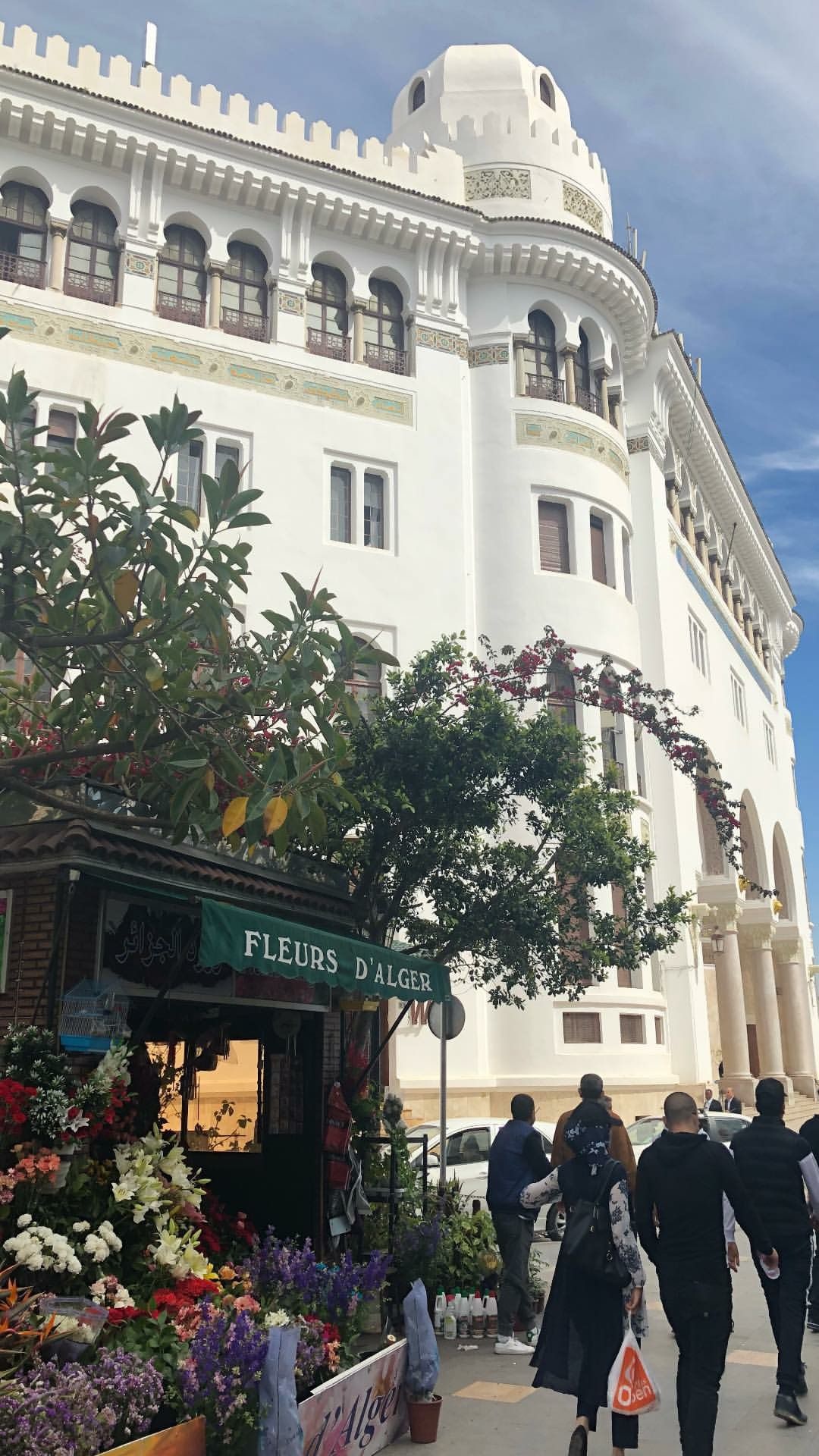 Algiers Central Post Office, Algeria Wallpaper, 1080x1920 Full HD Phone