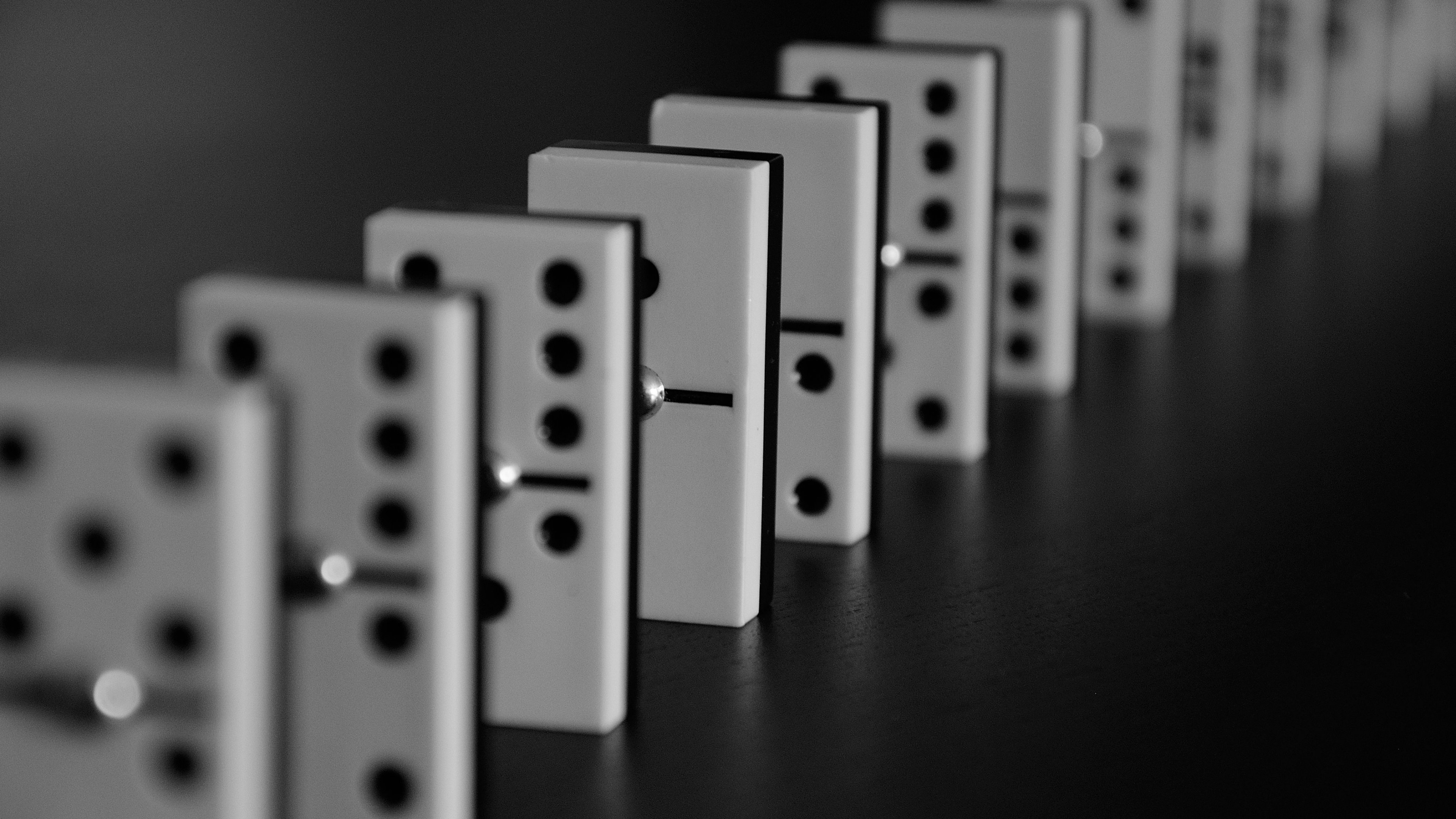 Dominoes board game, Desktop wallpaper, Baltana, Sports theme, 3840x2160 4K Desktop