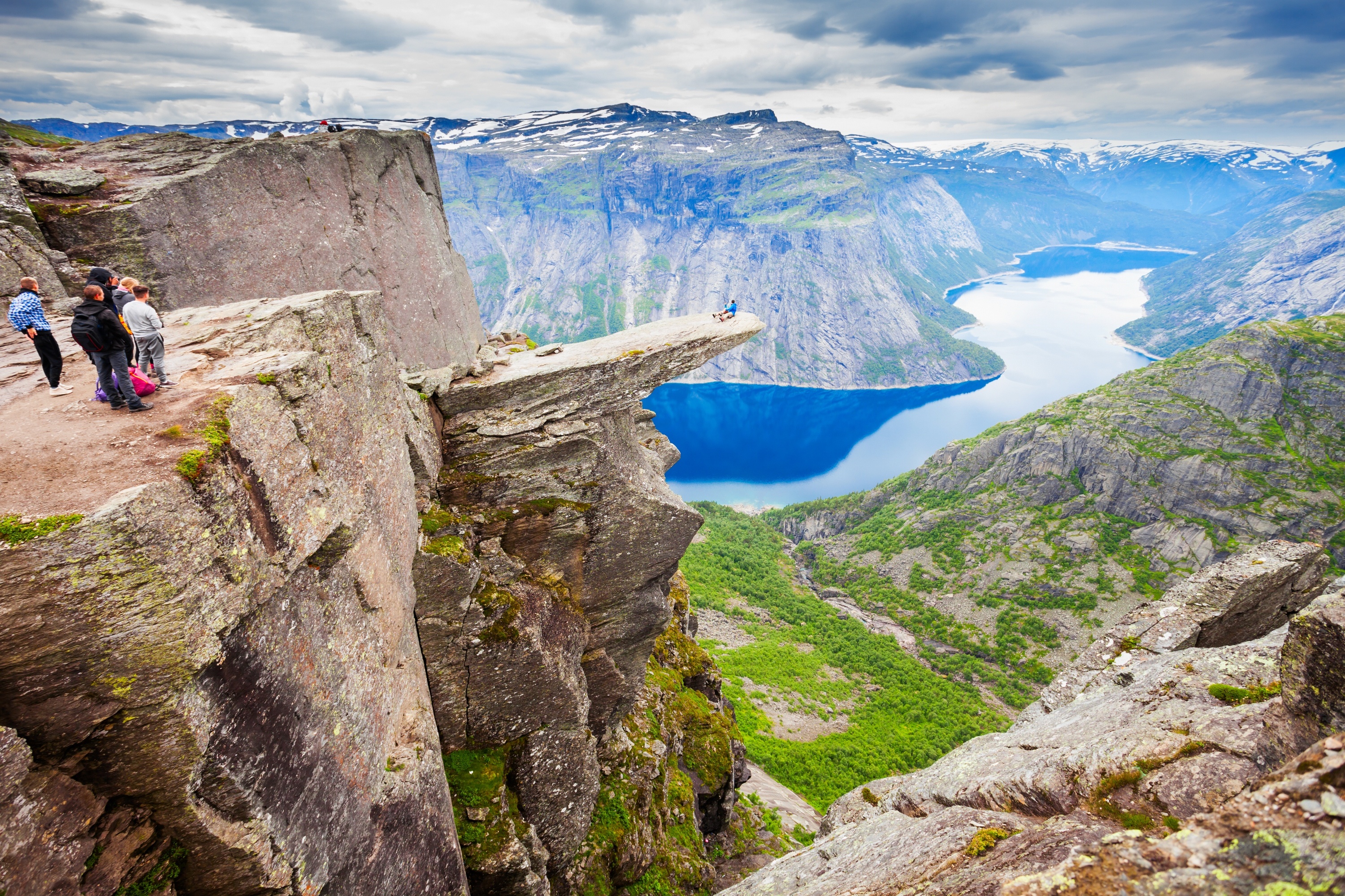 Trolltunga travel guide, Must-see attractions, Nearby wonders, Immersive Trolltunga journey, 3000x2000 HD Desktop