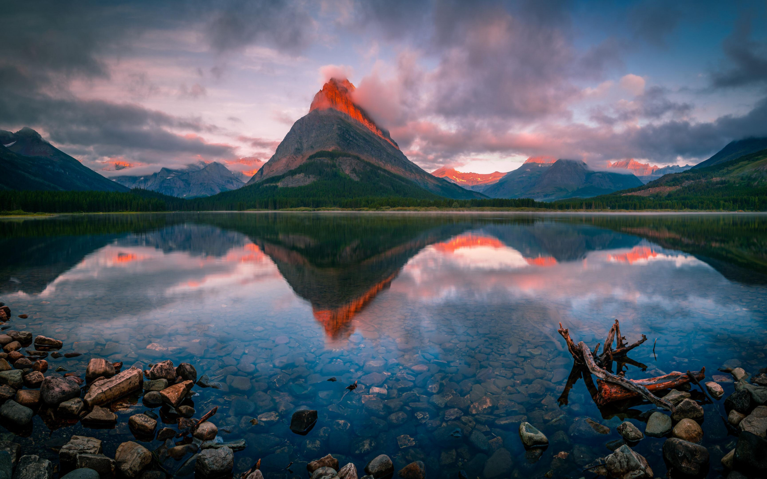 Glacier National Park, Grinnell Point, Swiftcurrent Lake, Reflection, 2560x1600 HD Desktop