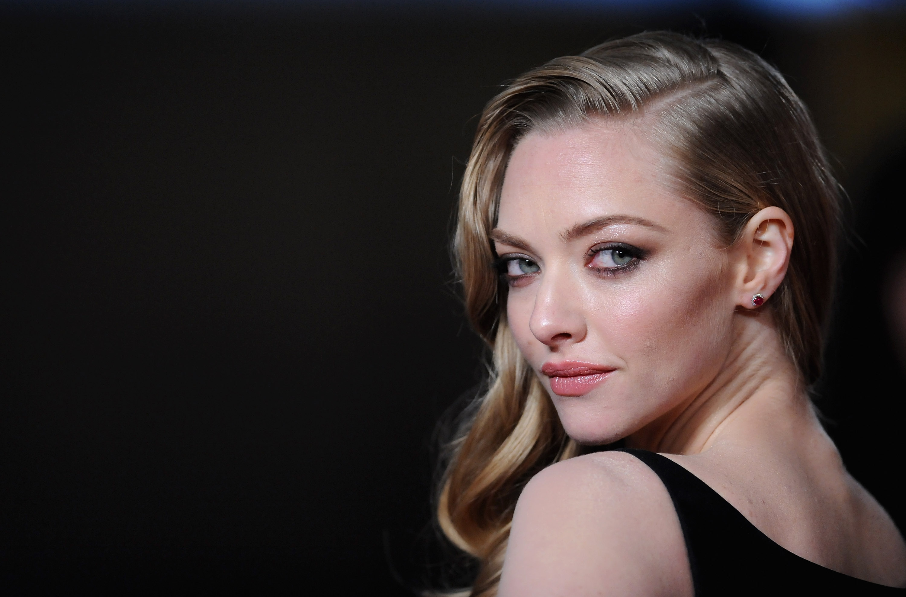 Amanda Seyfried, HD wallpaper, Background image, 3000x1980 HD Desktop