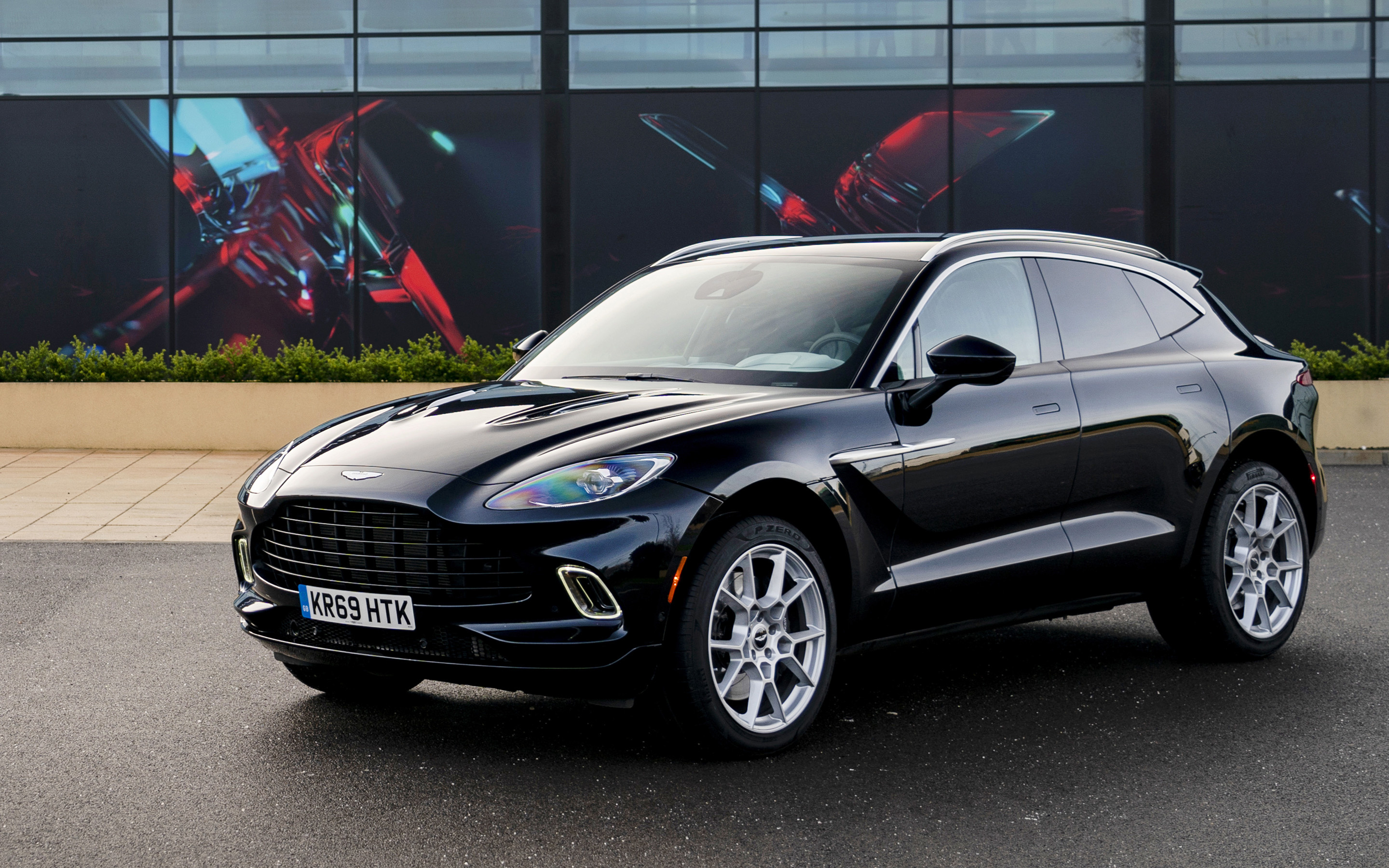 Aston Martin DBX, Luxury SUV, Black elegance, Aston Martin excellence, 2880x1800 HD Desktop