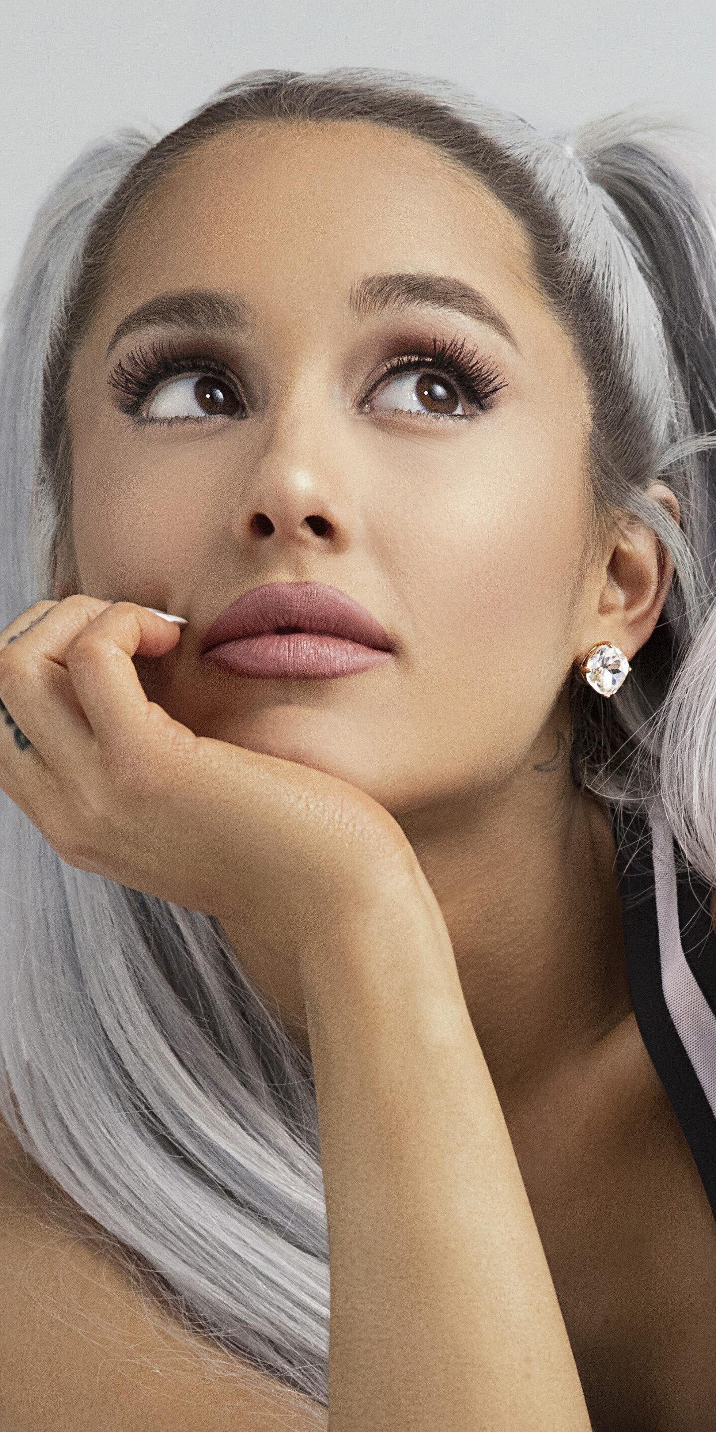 Ariana Grande, Celebs, White hair, LG V30, 1440x2880 HD Phone