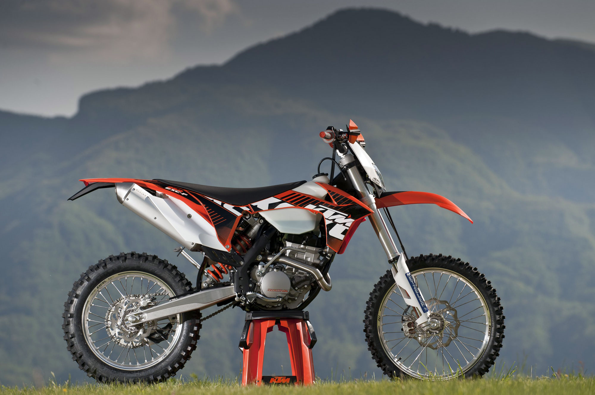 2012 Model, KTM 250 EXC Wallpaper, 2000x1330 HD Desktop