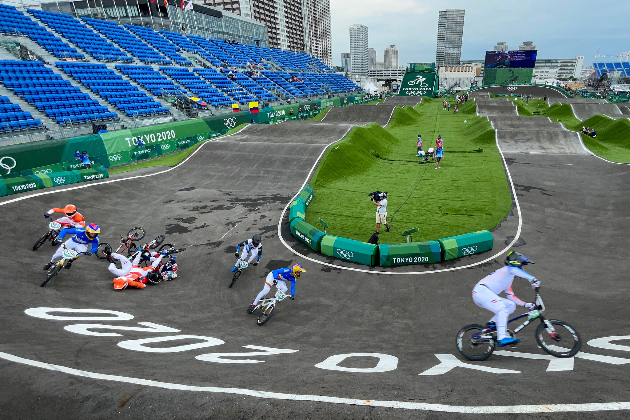 Ariake Urban Sports Park, Cycling BMX Racing Wallpaper, 2050x1370 HD Desktop