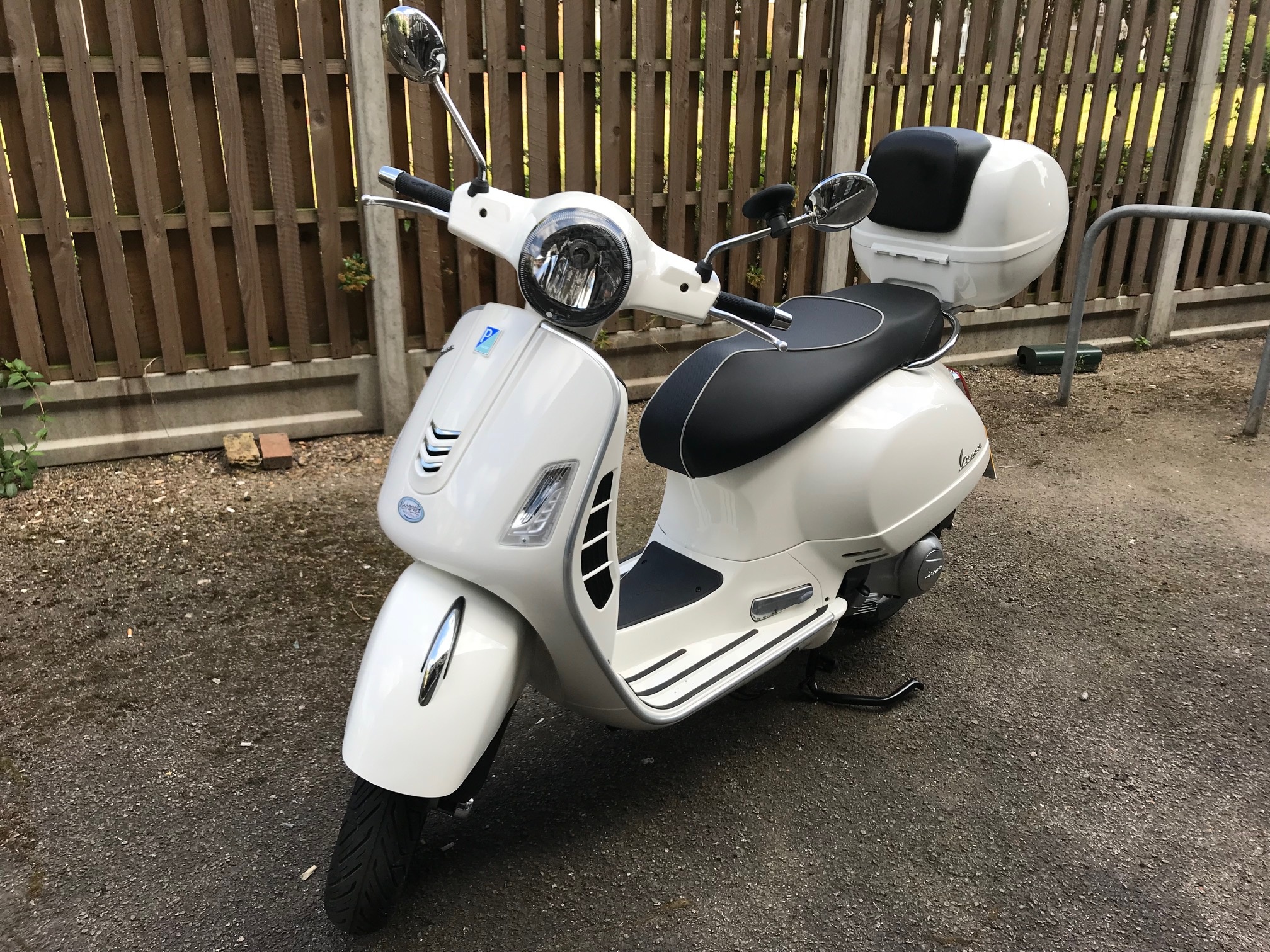 Vespa GTS 300, Stolen bike, 2020x1520 HD Desktop