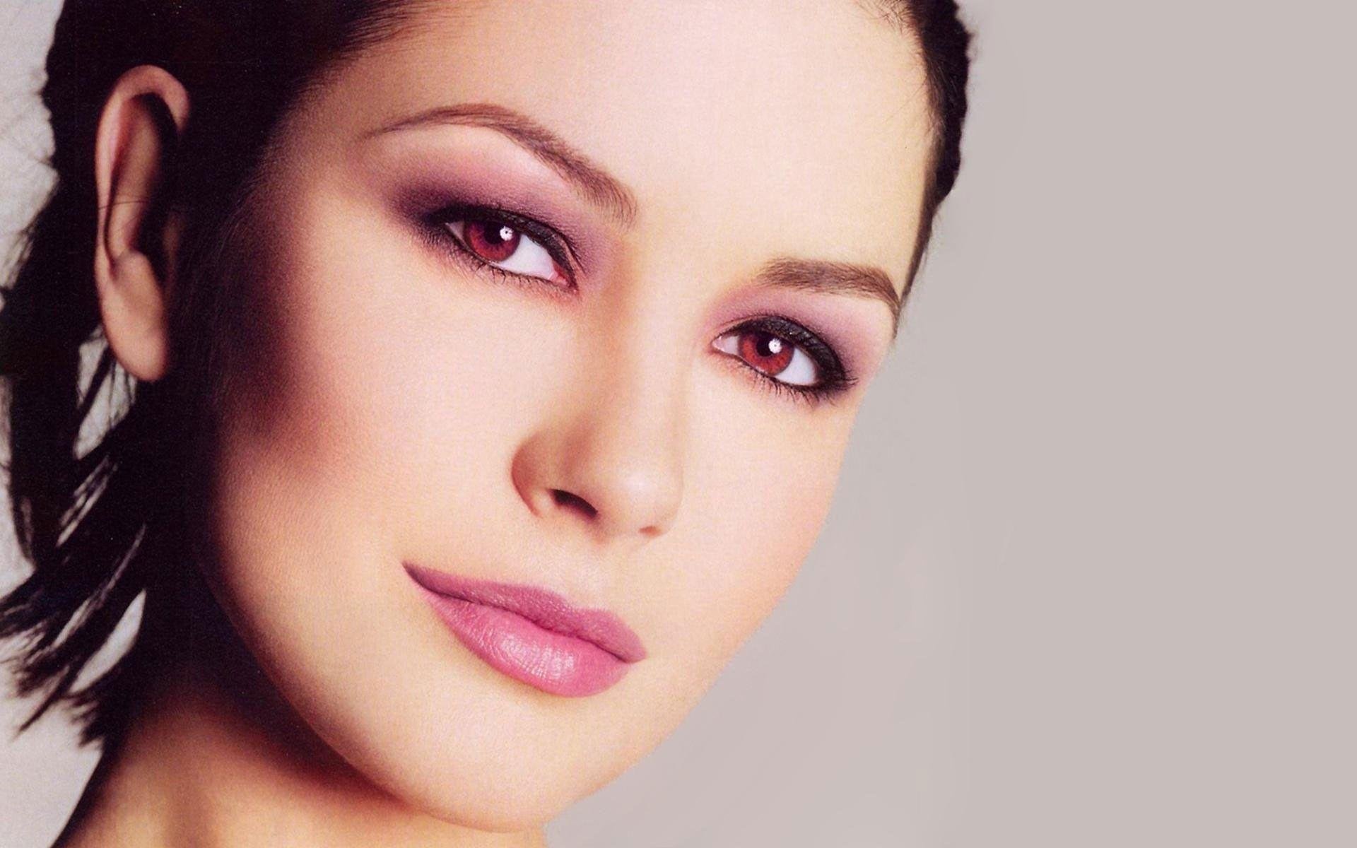 Catherine Zeta-Jones, Cute wallpaper, Best background, Stunning beauty, 1920x1200 HD Desktop