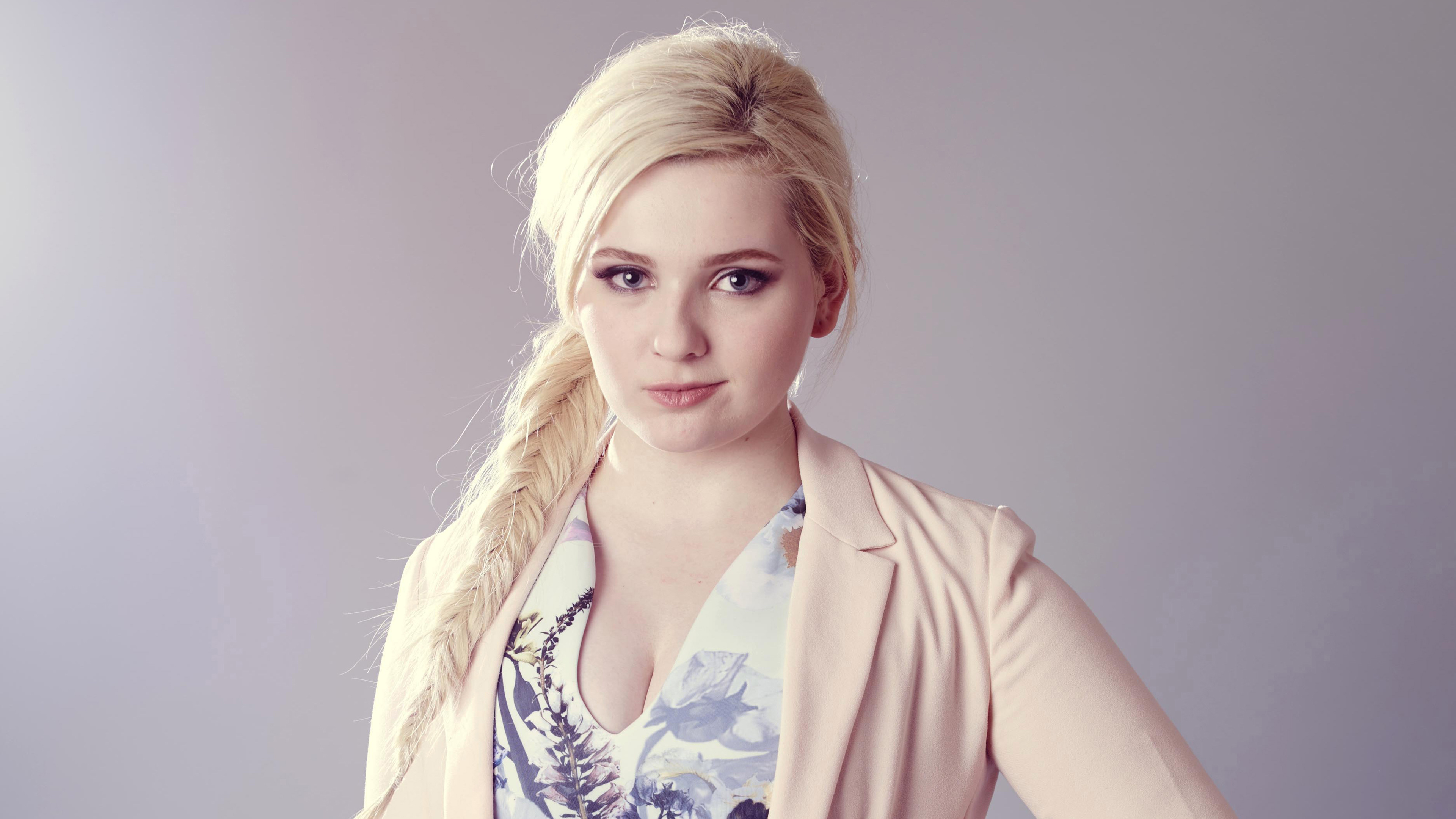 Abigail Breslin, 4K Ultra HD wallpaper, Background image, 3840x2160 4K Desktop