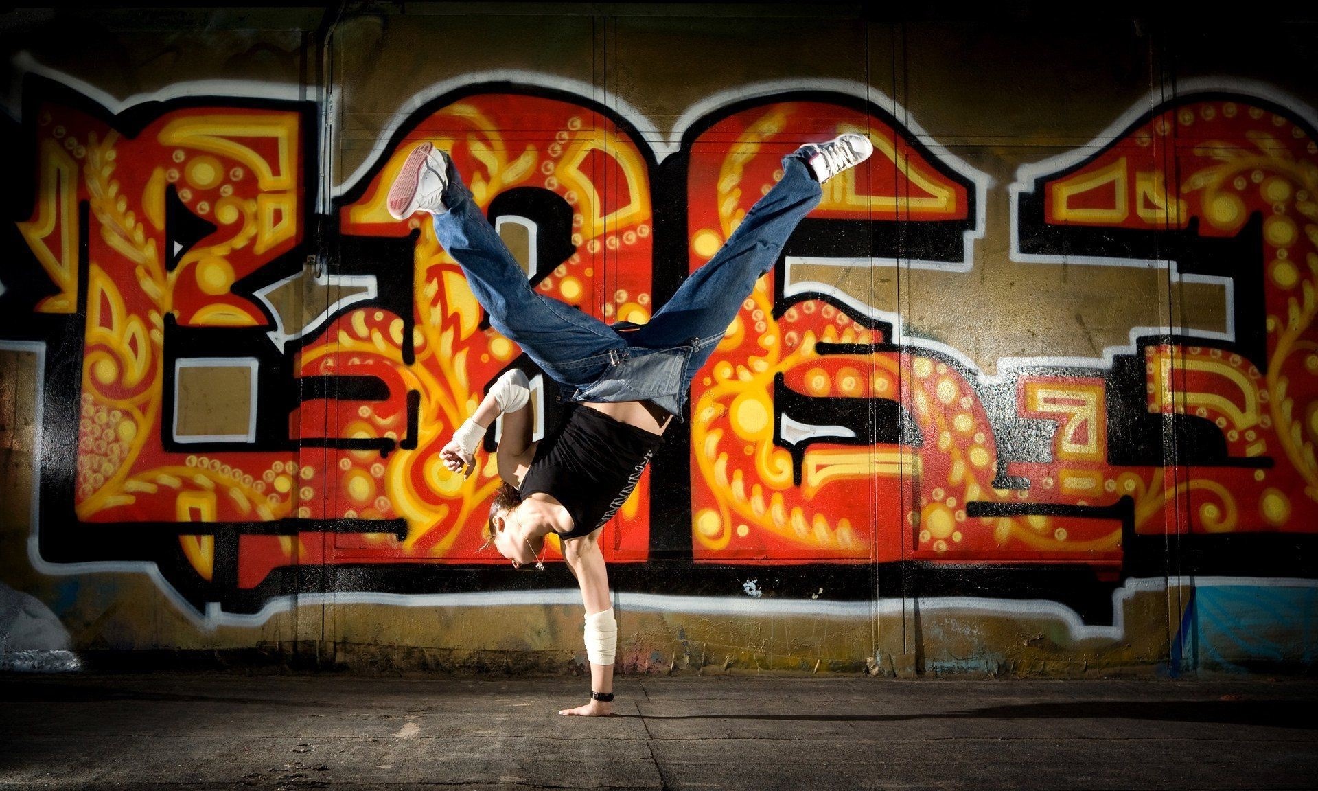 Hip-hop Dance, Dance community, Gatherings, Dance events, 1920x1160 HD Desktop