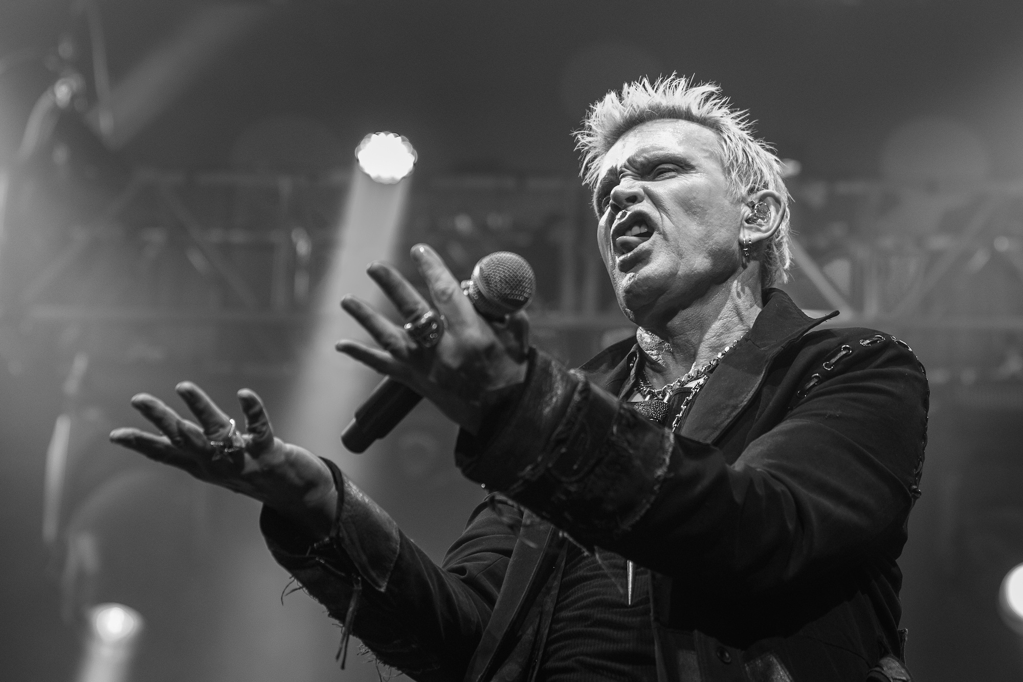 Capitol Theatre, Billy Idol Wallpaper, 2000x1340 HD Desktop