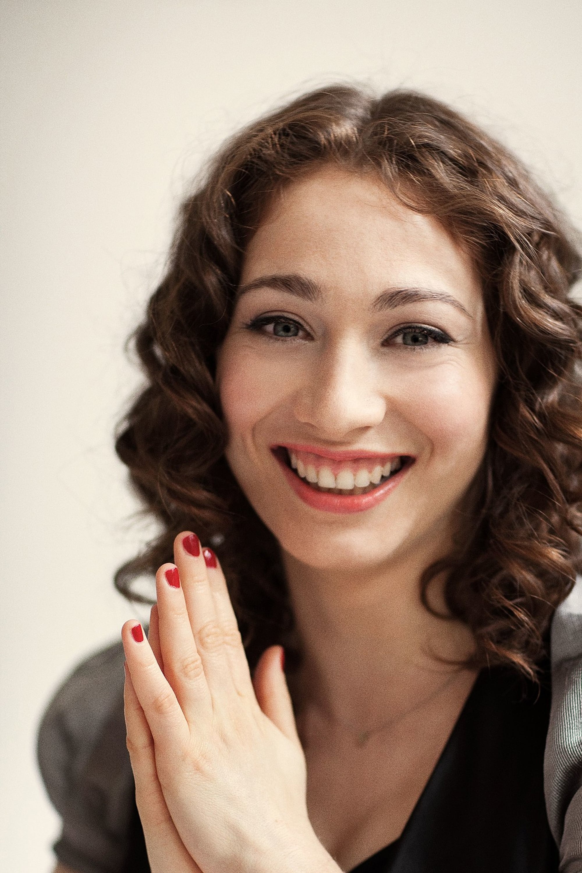 Regina Spektor, Singer-songwriter, The Movie Database, Profile images, 2000x3000 HD Phone