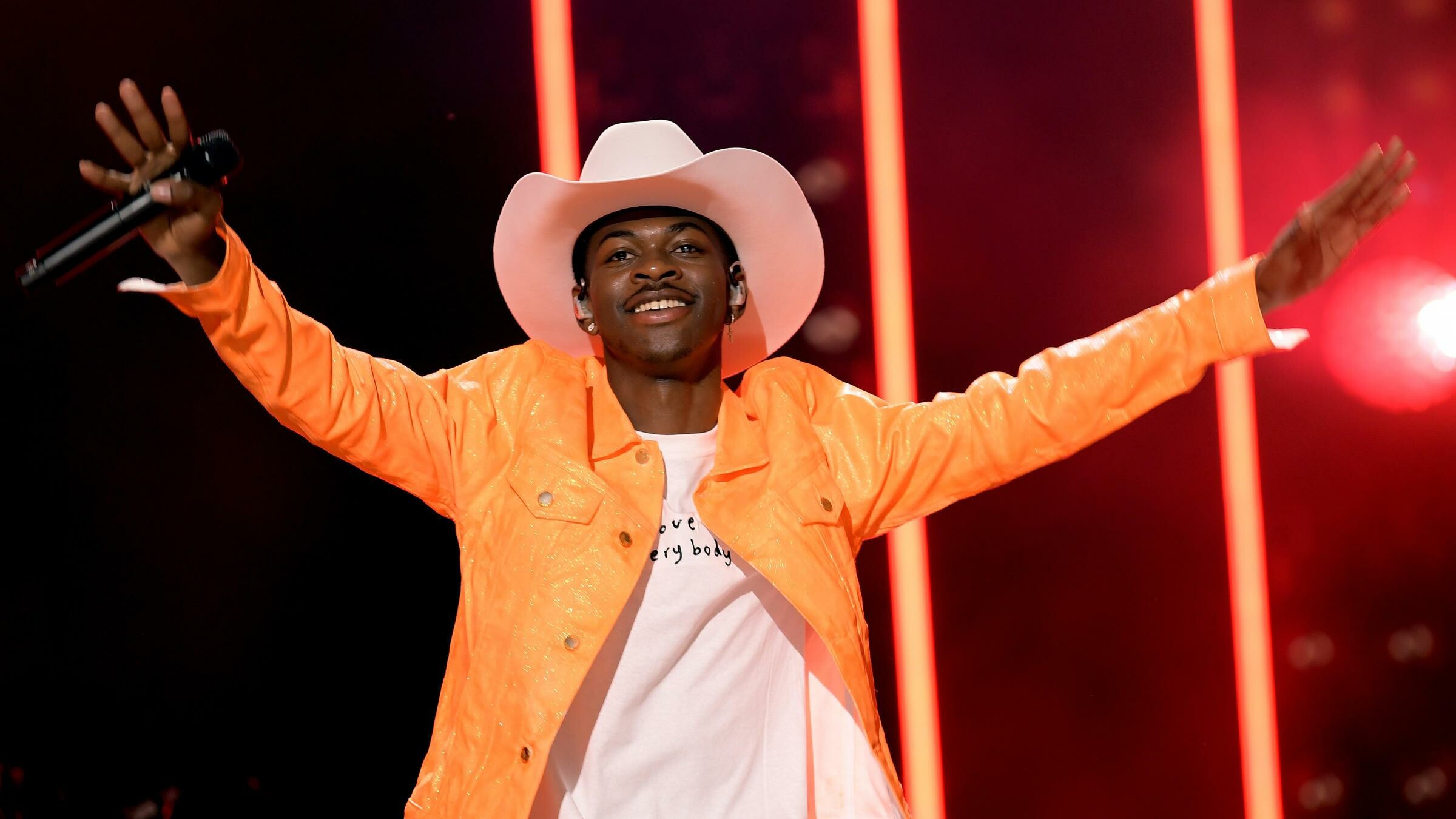 2019 CMA Music Festival, Lil Nas X Wallpaper, 2400x1350 HD Desktop