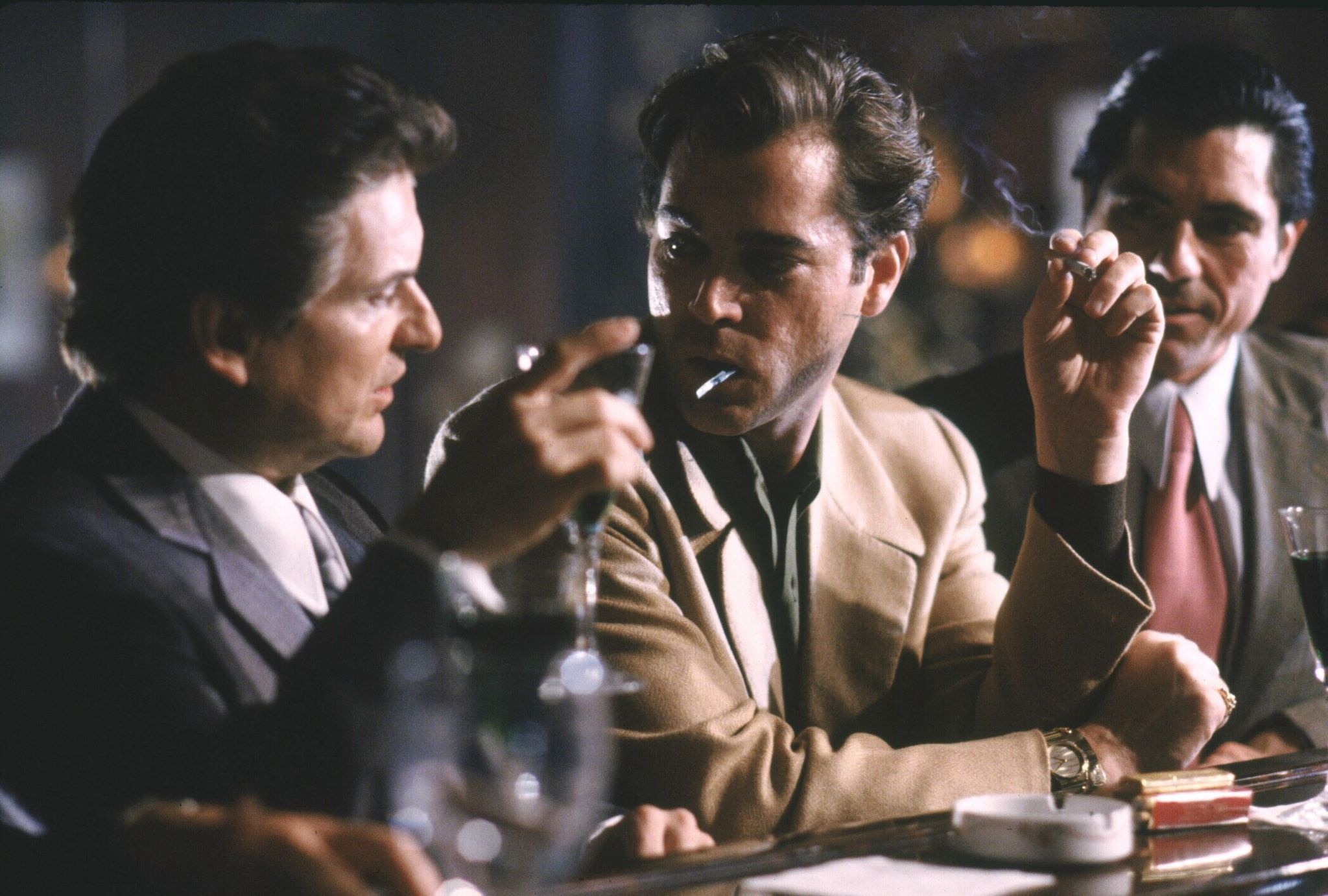 Goodfellas, Joe Pesci, Ray Liotta, Gangster movies, 2050x1390 HD Desktop