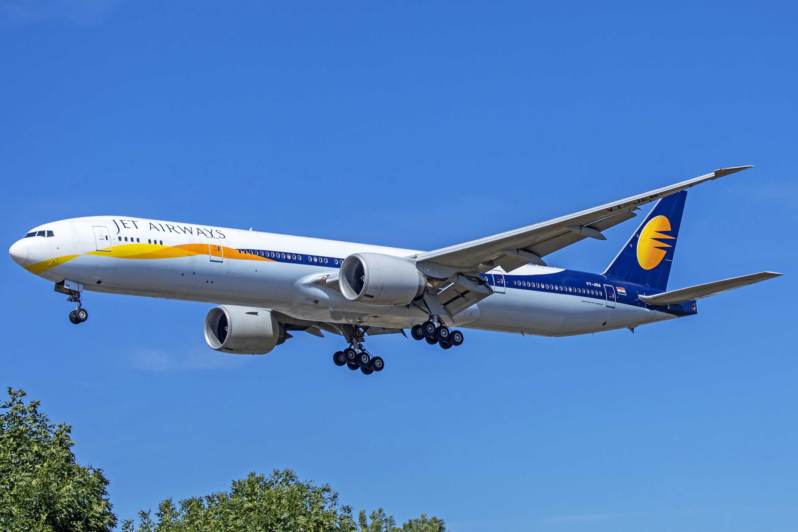 Jet Airways, SpiceJet hires, Employee cancellation, Flight, 2800x1870 HD Desktop