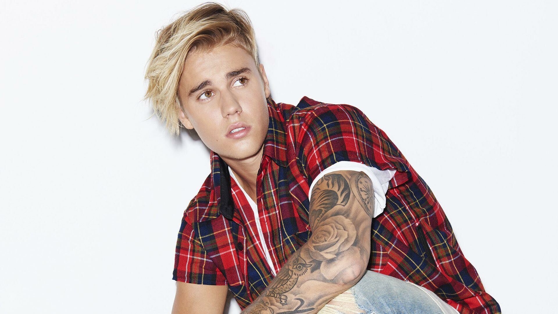 Bieber's essence, Signature wallpapers, Iconic imagery, Must-have collection, 1920x1080 Full HD Desktop