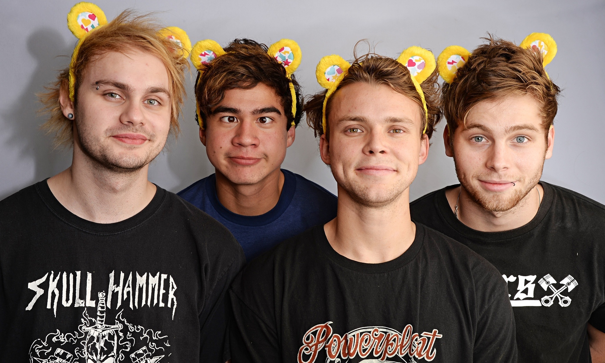 5 Seconds of Summer, Girls Talk Boys video, Ghostbusters soundtrack, Fun music, 2060x1240 HD Desktop