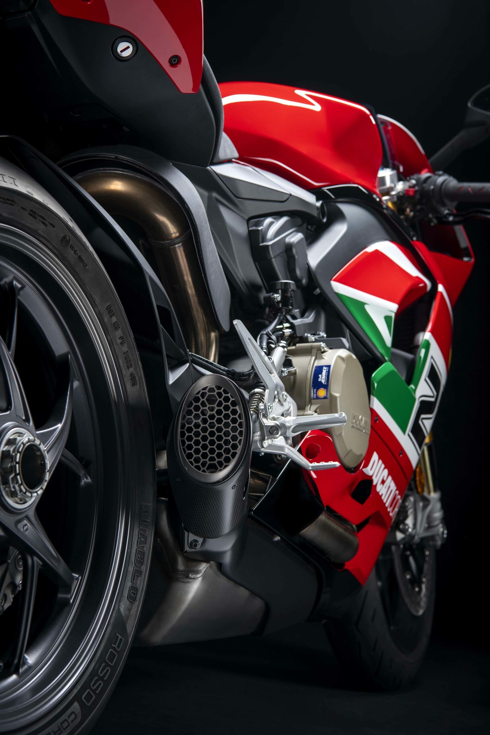 Ducati Panigale V2, Bayliss edition insignia, Racer's tribute, Cutting-edge engineering, 1710x2560 HD Phone