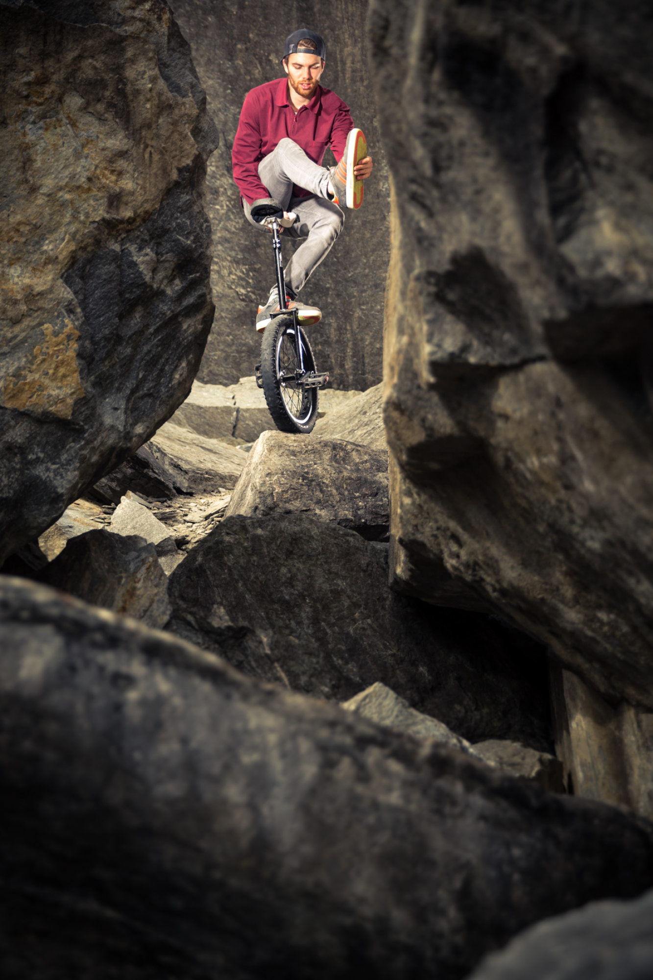 Extreme unicycling, Wahlhuetter, 1340x2000 HD Phone