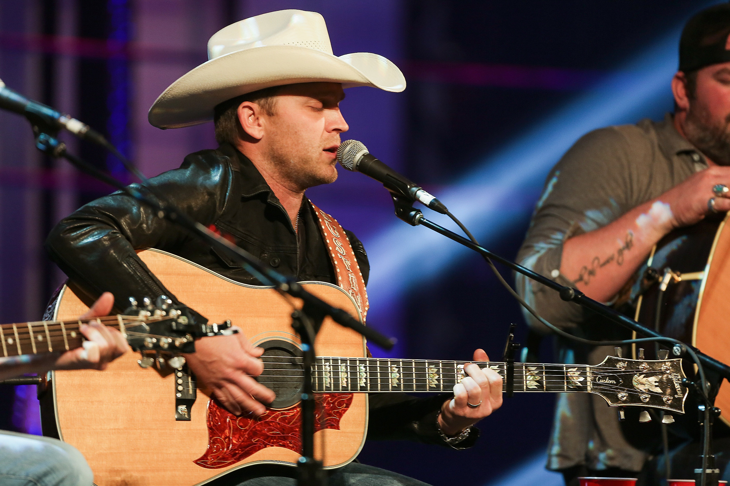 Justin Moore, Opening for George Strait, 2500x1670 HD Desktop