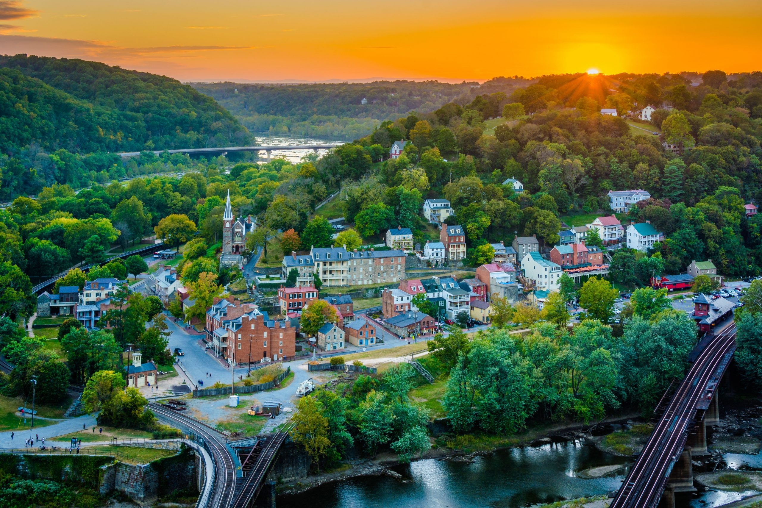 Harpers Ferry, Weekend getaway, West Virginia, Maryland, 2560x1710 HD Desktop