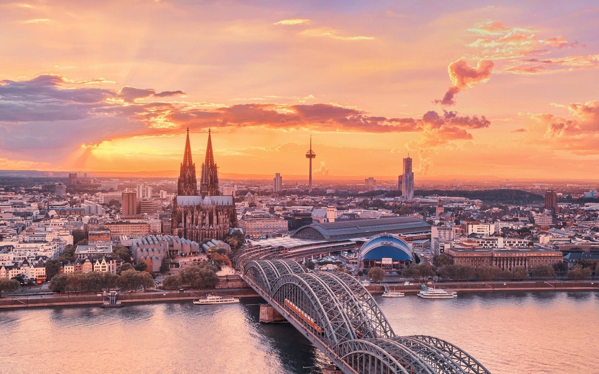 Dusseldorf Skyline, Erasmus experience, German adventure, Memories in Dusseldorf, 1920x1200 HD Desktop