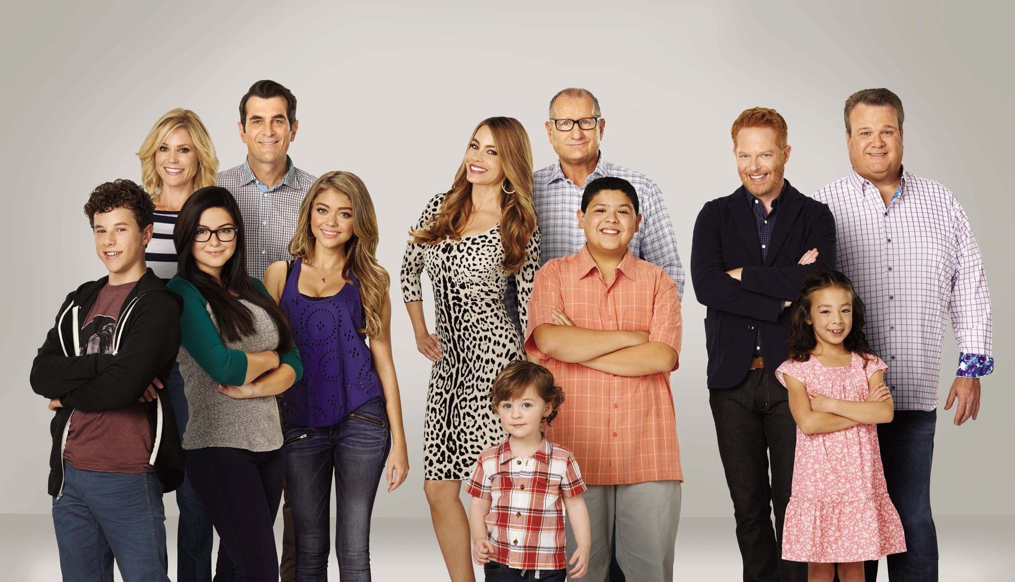 Modern Family, Cast in talks, One more season, 2050x1180 HD Desktop