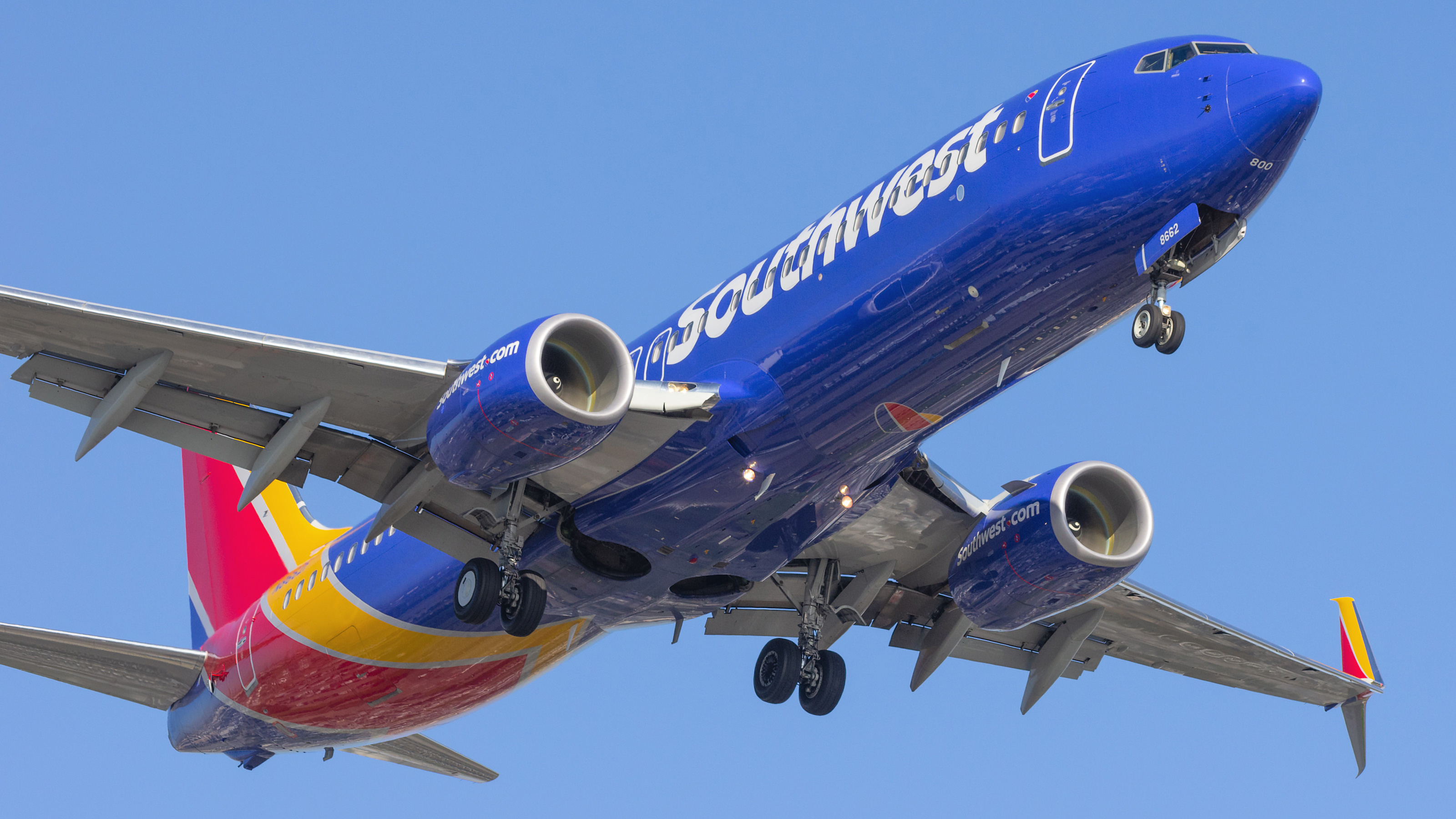 Southwest Airlines, Credit card rewards, Earn points, Travel perks, 3200x1800 HD Desktop