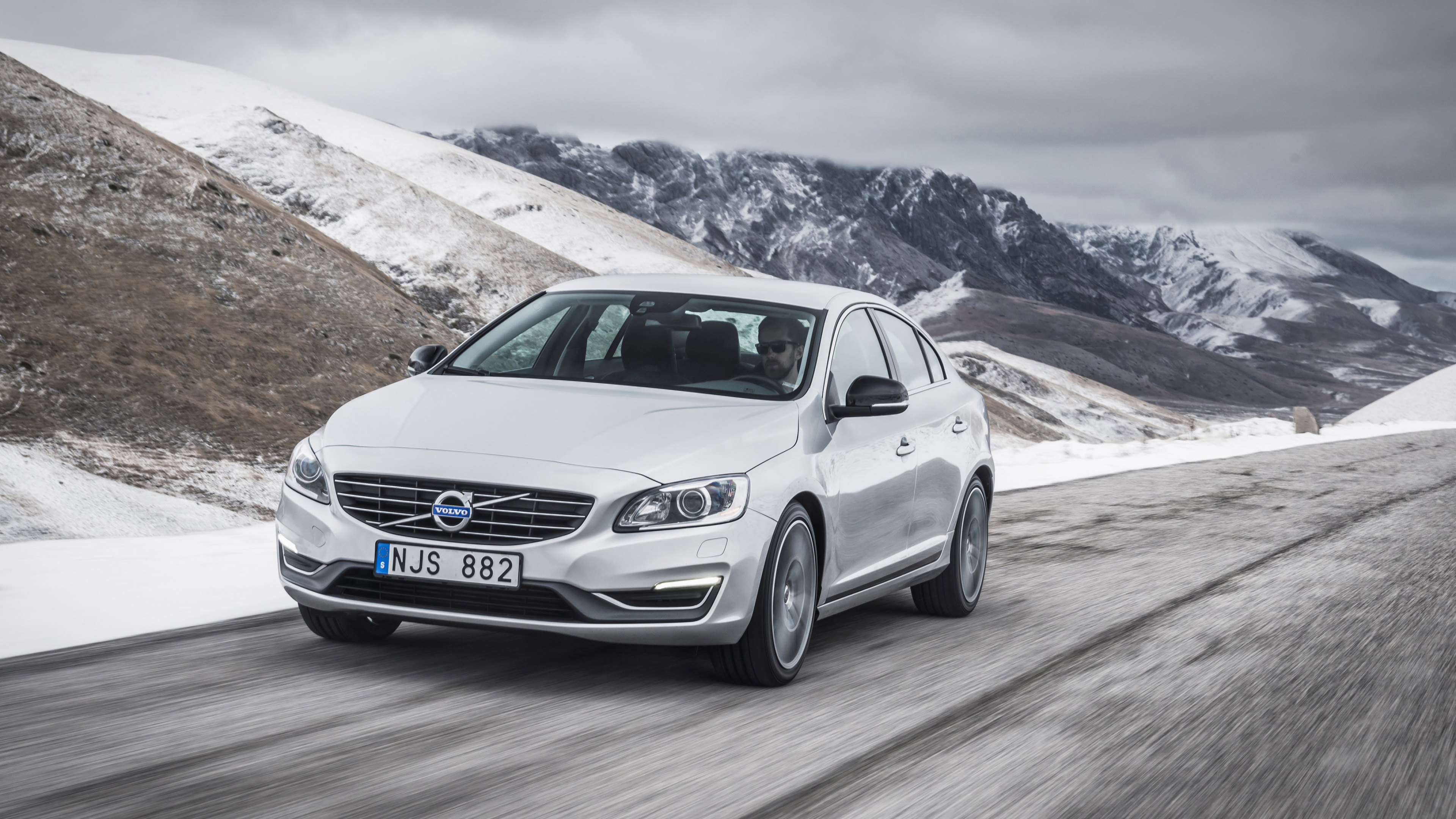 Volvo S60 (Auto), Scandinavian craftsmanship, Innovative features, Powerful performance, 3840x2160 4K Desktop