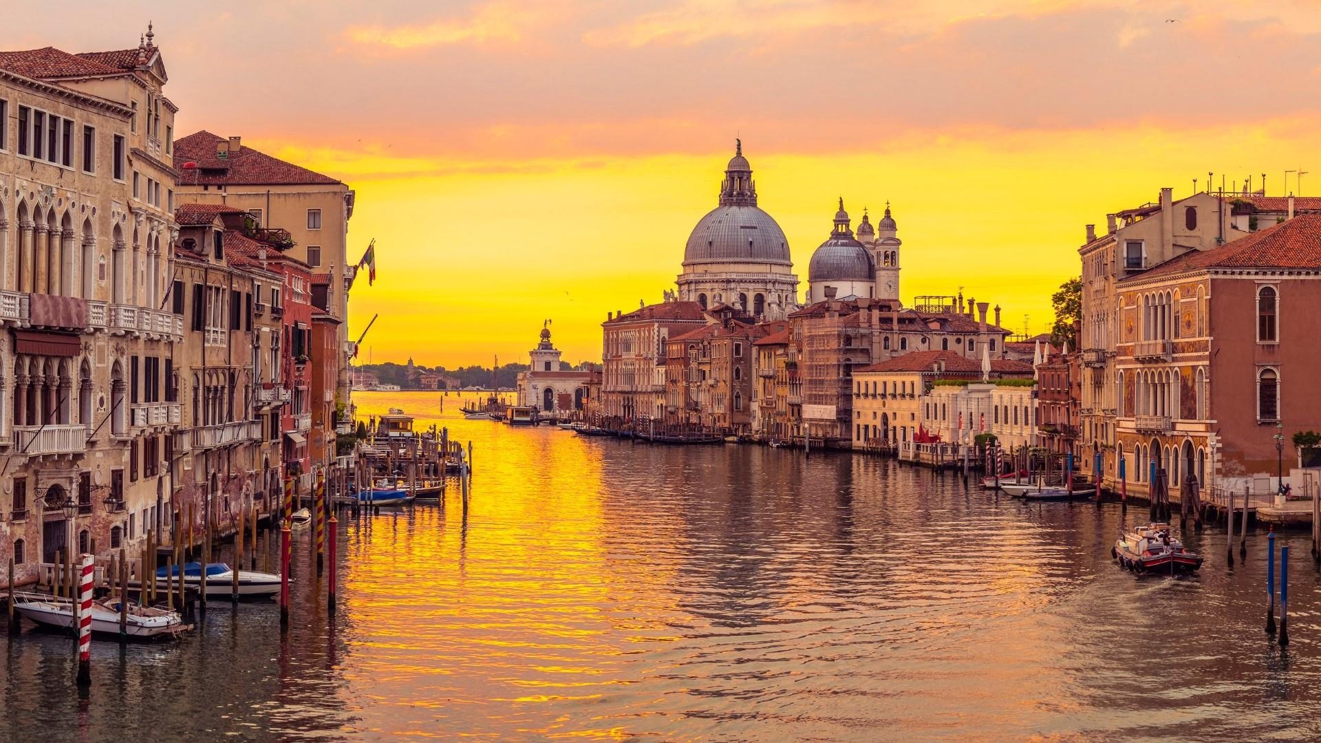 Venice, Reflection in water, HDR photography, Urban landscapes, 1920x1080 Full HD Desktop