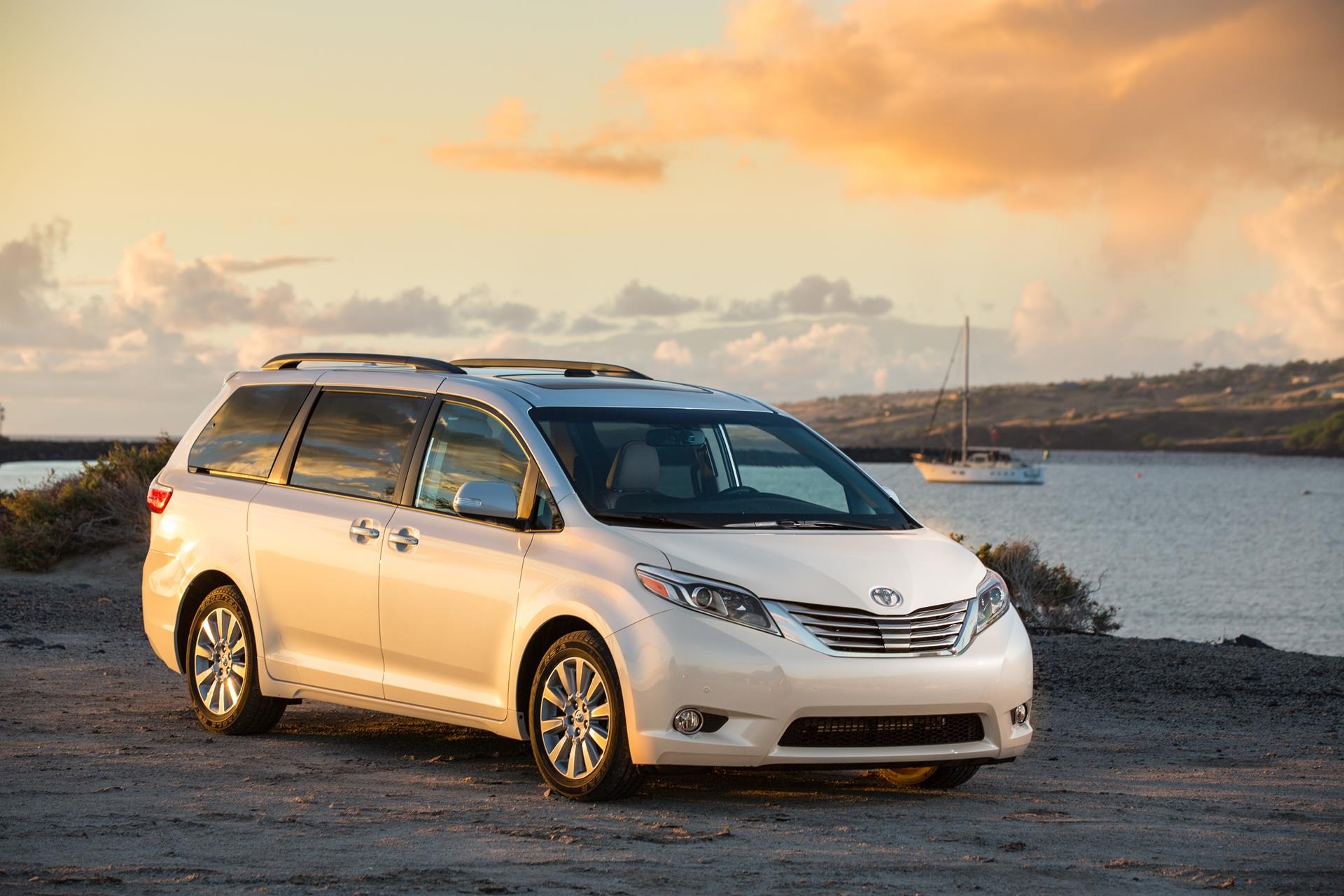 2016 Model, Toyota Sienna Wallpaper, 1920x1280 HD Desktop