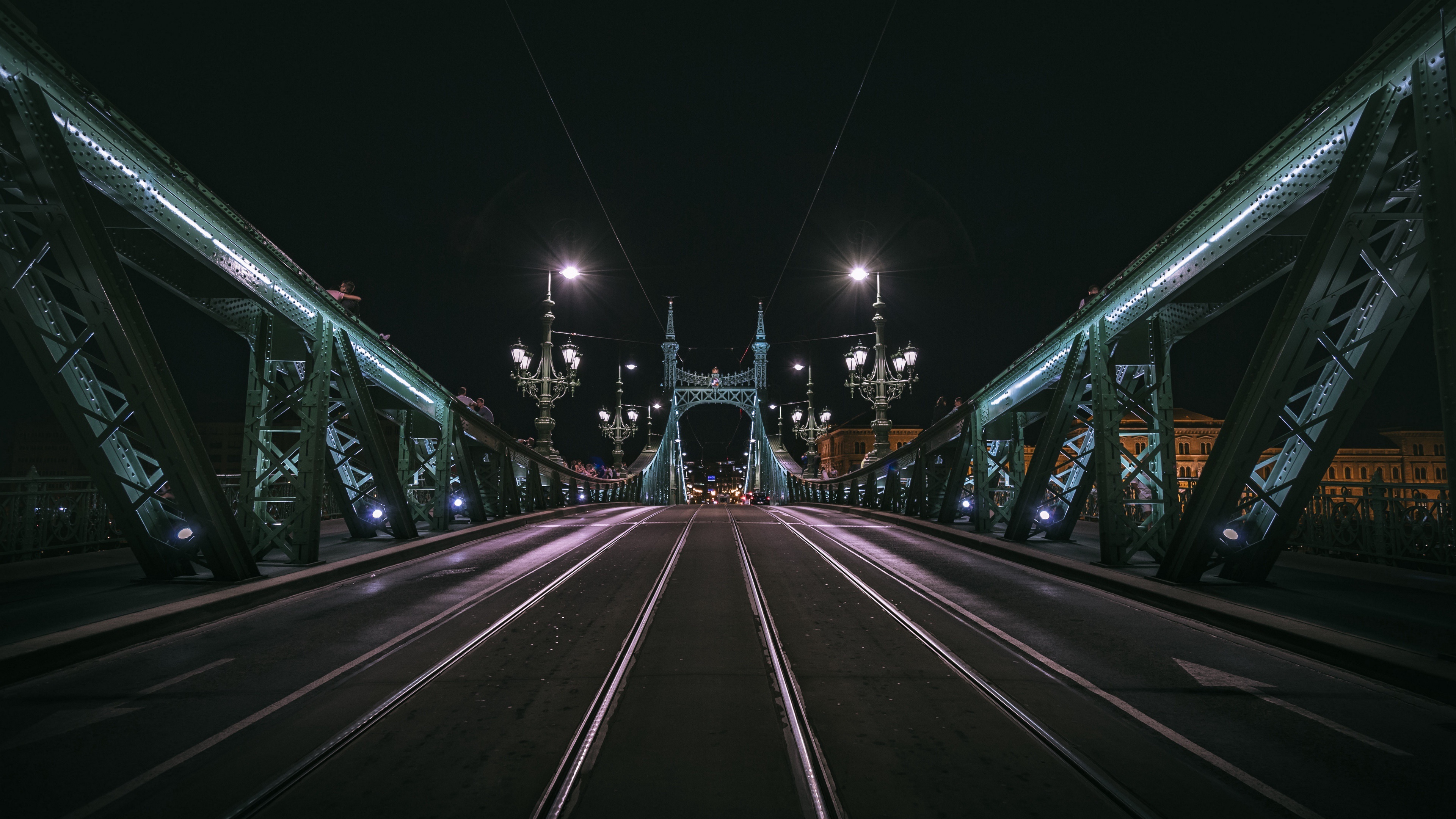 City lights, Budapest road, Night scenery, Urban glow, 3840x2160 4K Desktop