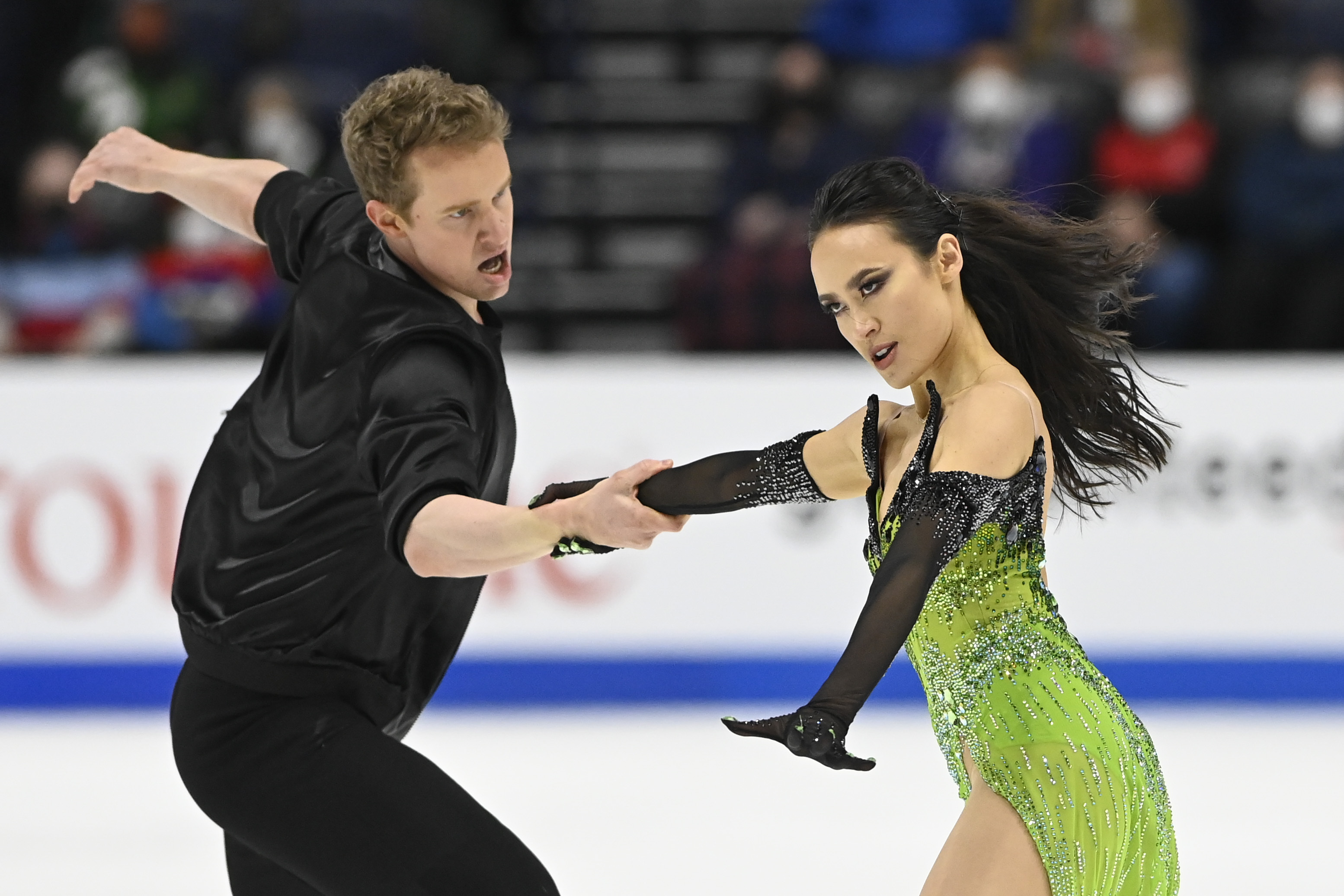 Madison Chock and Evan Bates, Ice Dancing Wallpaper, 3110x2080 HD Desktop