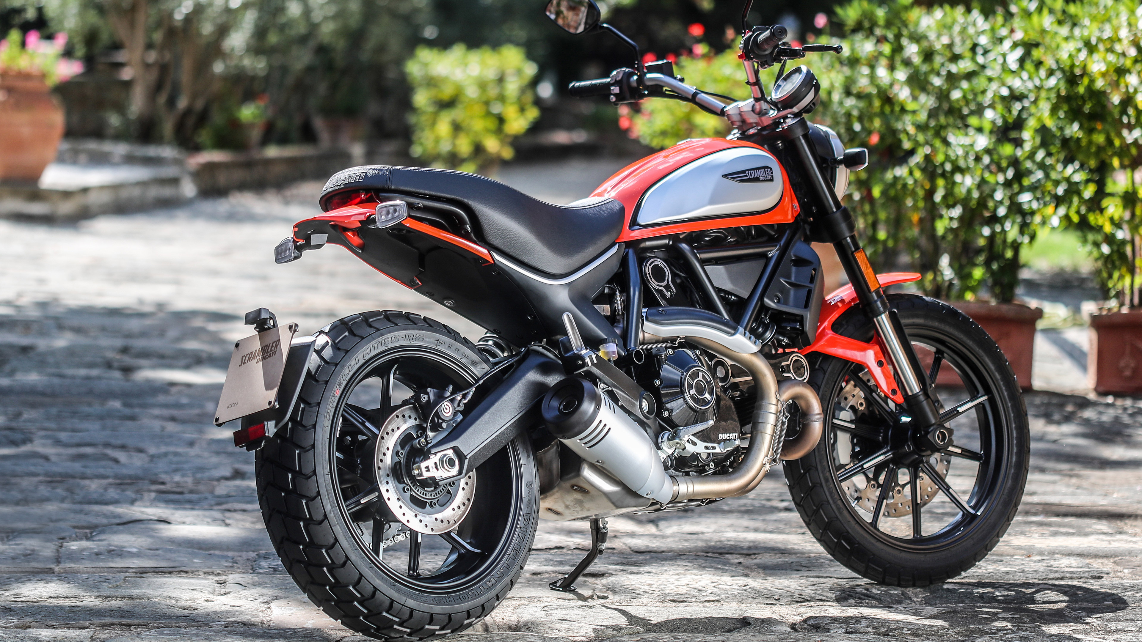 Ducati Scrambler Icon, Iconic design, 2019 model, Powerful performance, 3840x2160 4K Desktop