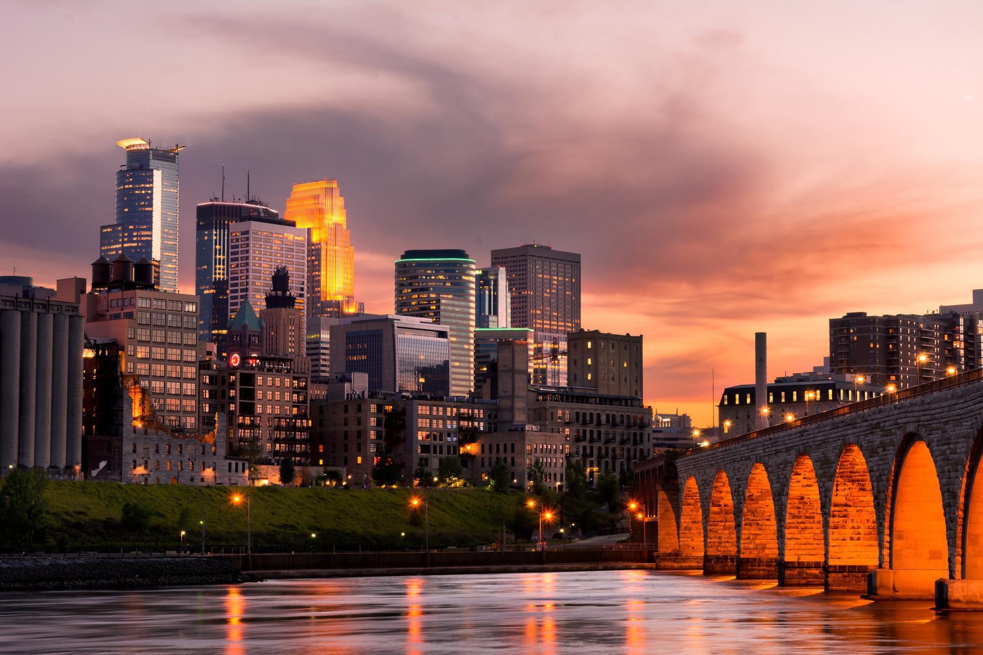 Minneapolis Skyline, Travels, Background checks, Health Street, 1920x1280 HD Desktop