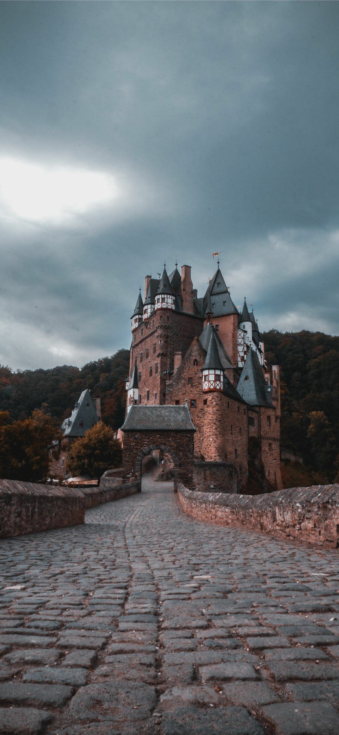 Eltz Castle, Germany Wallpaper, 1130x2440 HD Phone