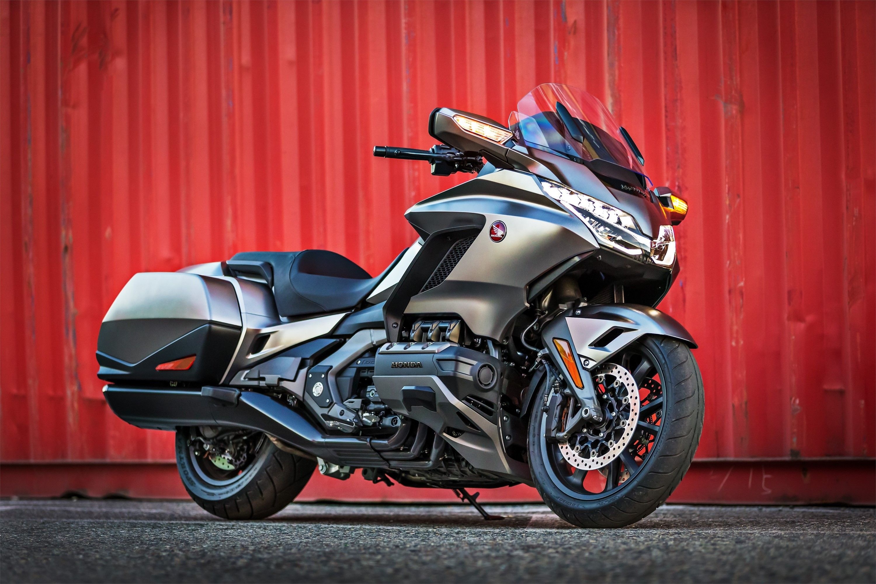 Honda Gold Wing, Ultimate touring bike, Comfortable ride, Advanced features, 3000x2000 HD Desktop