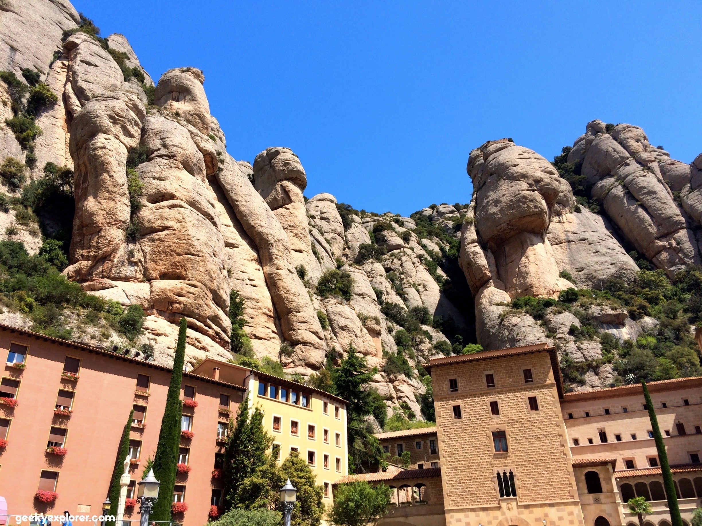 Montserrat, Olesa de Montserrat, 2022, Expedia, 2450x1840 HD Desktop