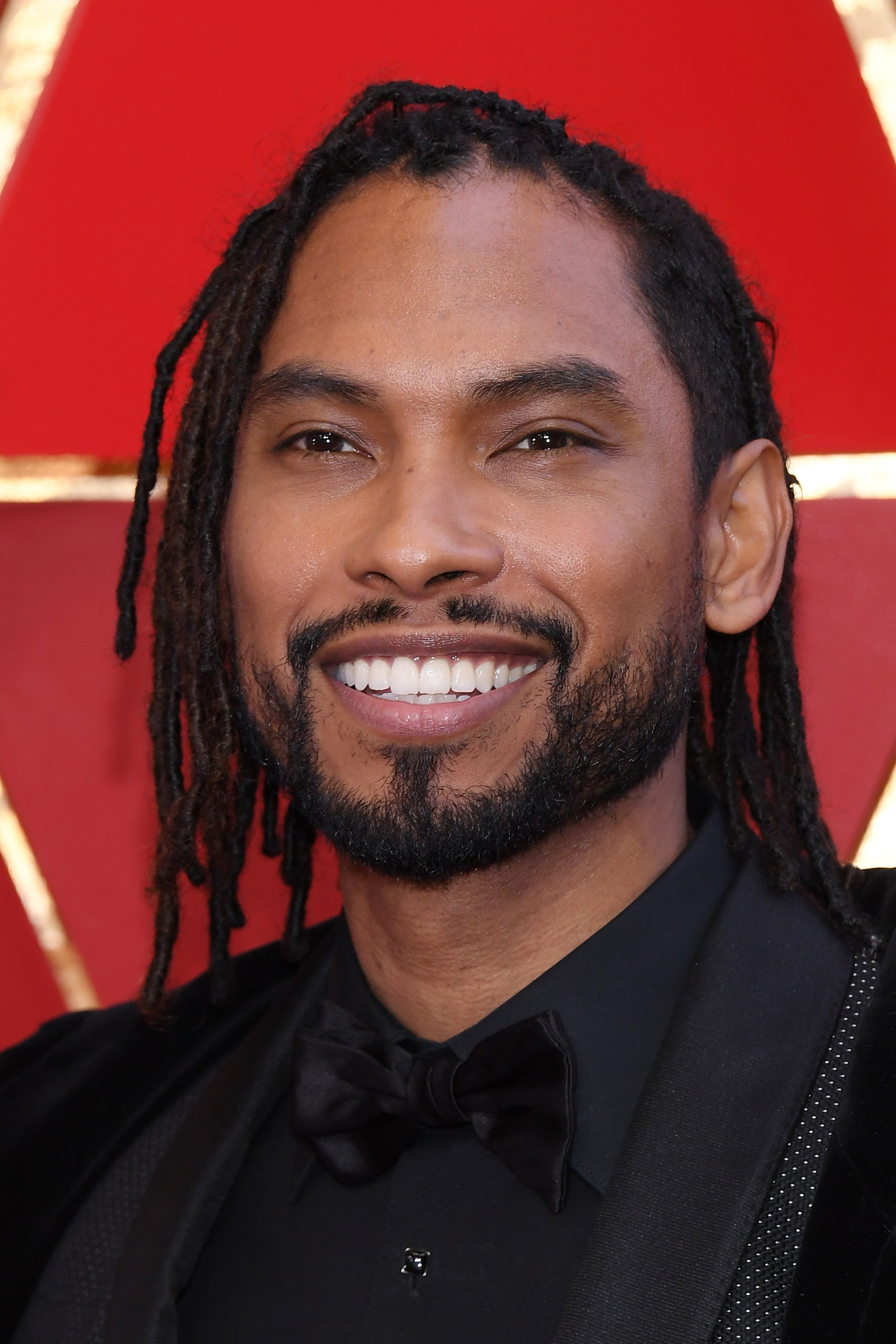 Miguel, Oscars 2018, Representing Latinos, 2000x3000 HD Phone