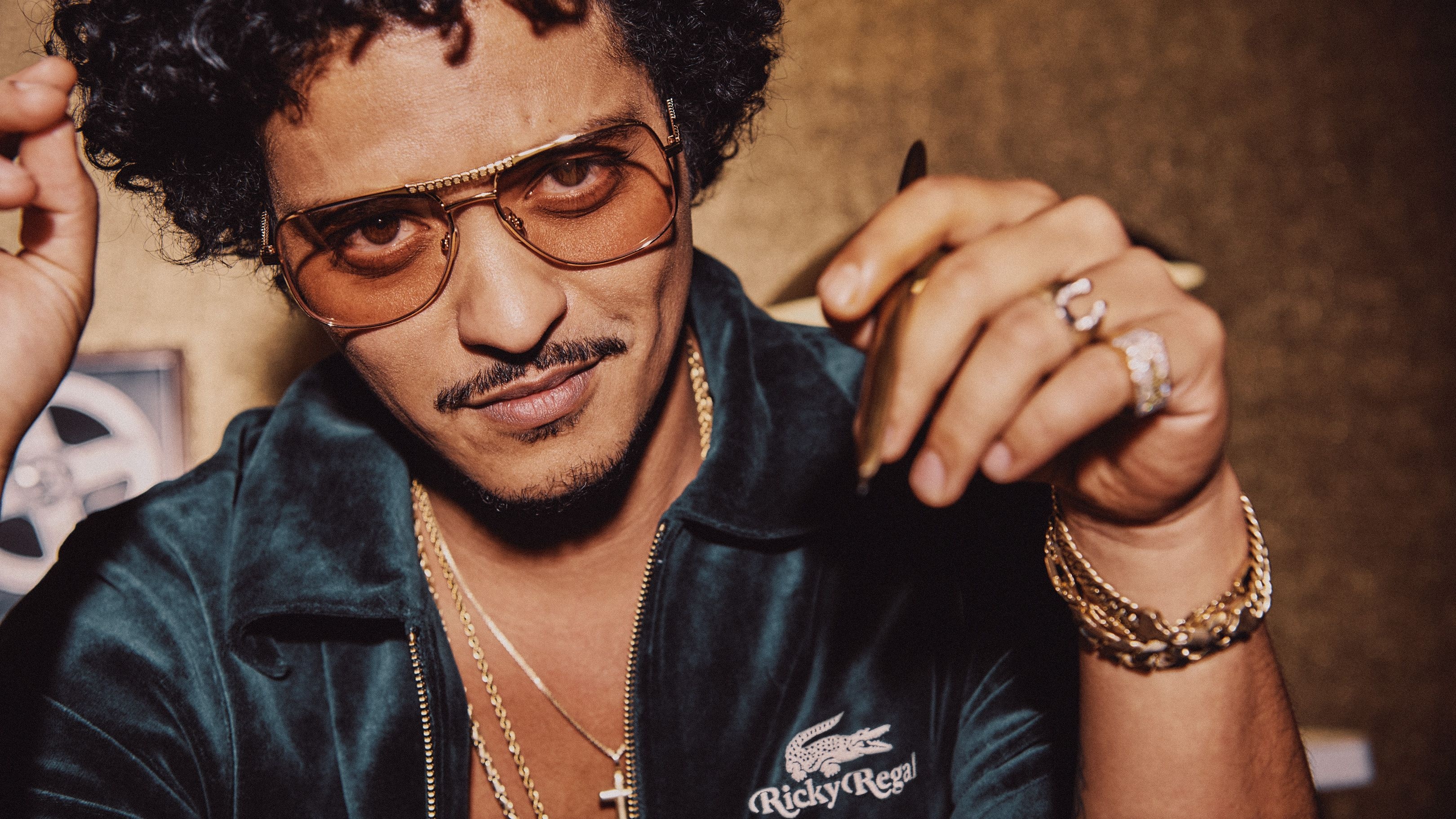 Bruno Mars, Ricky Regal collection, Lacoste partnership, 3240x1830 HD Desktop