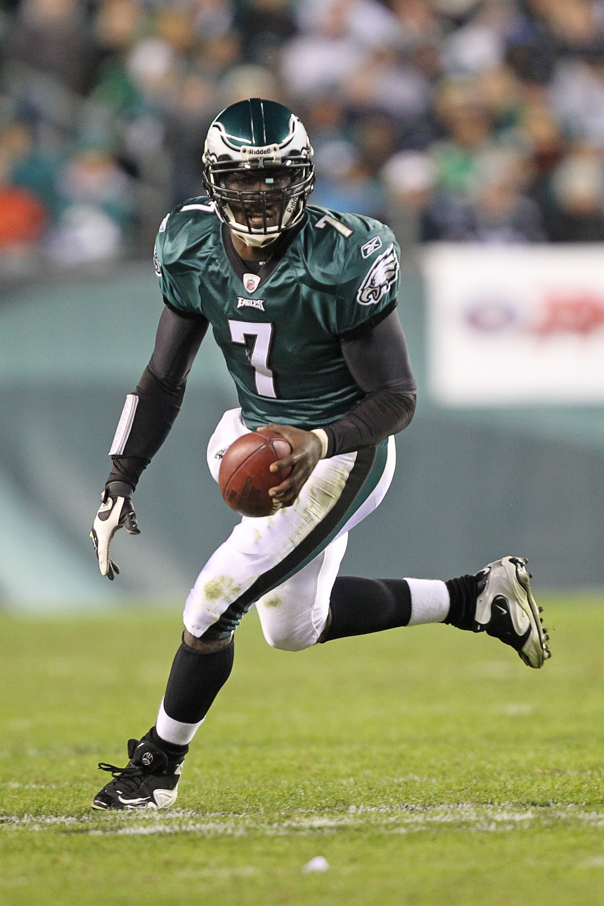 Michael Vick, Philadelphia Eagles, Cheerleaders, Players, 2000x3000 HD Phone