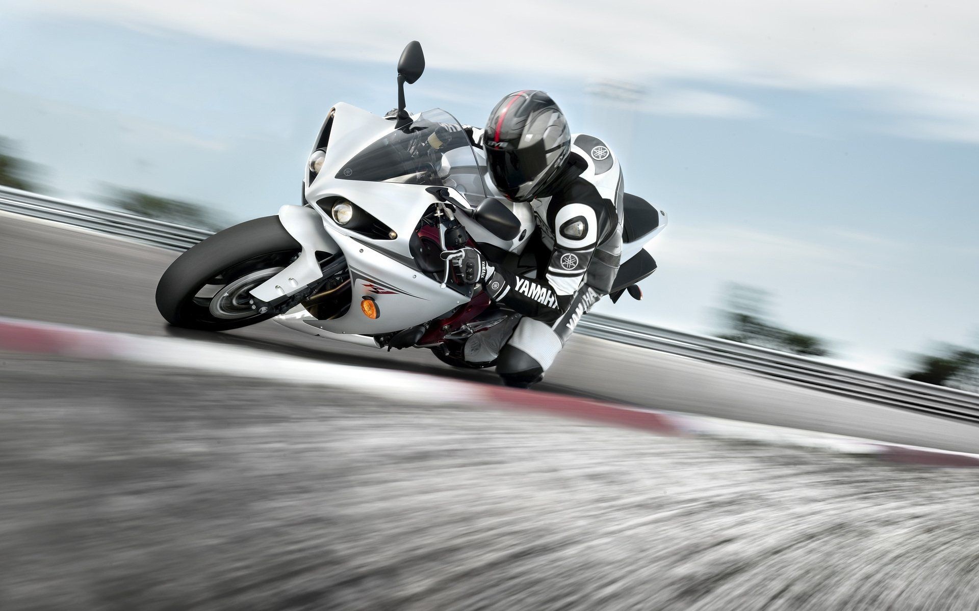 High-speed cornering, Motorcycle Racing Wallpaper, 1920x1200 HD Desktop