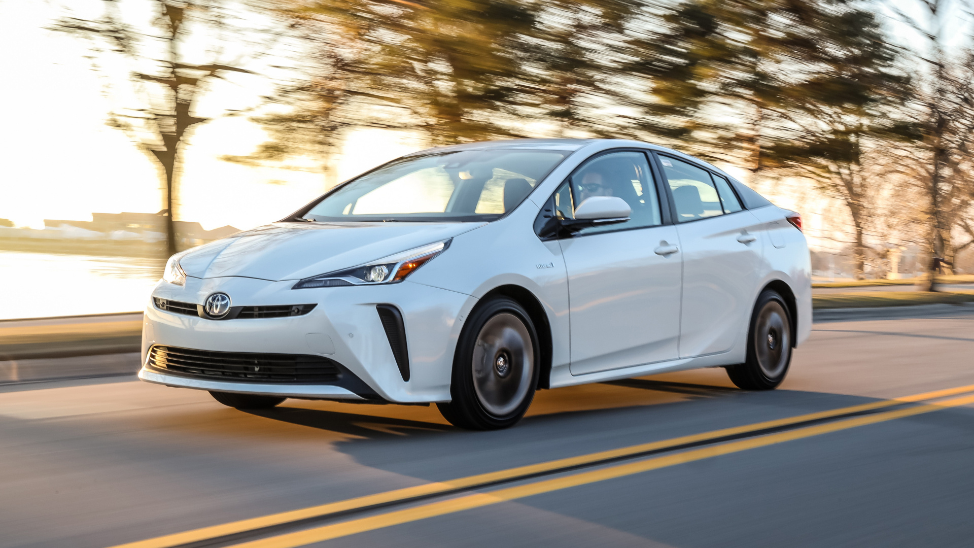 Limited 2019, Toyota Prius Wallpaper, 1920x1080 Full HD Desktop