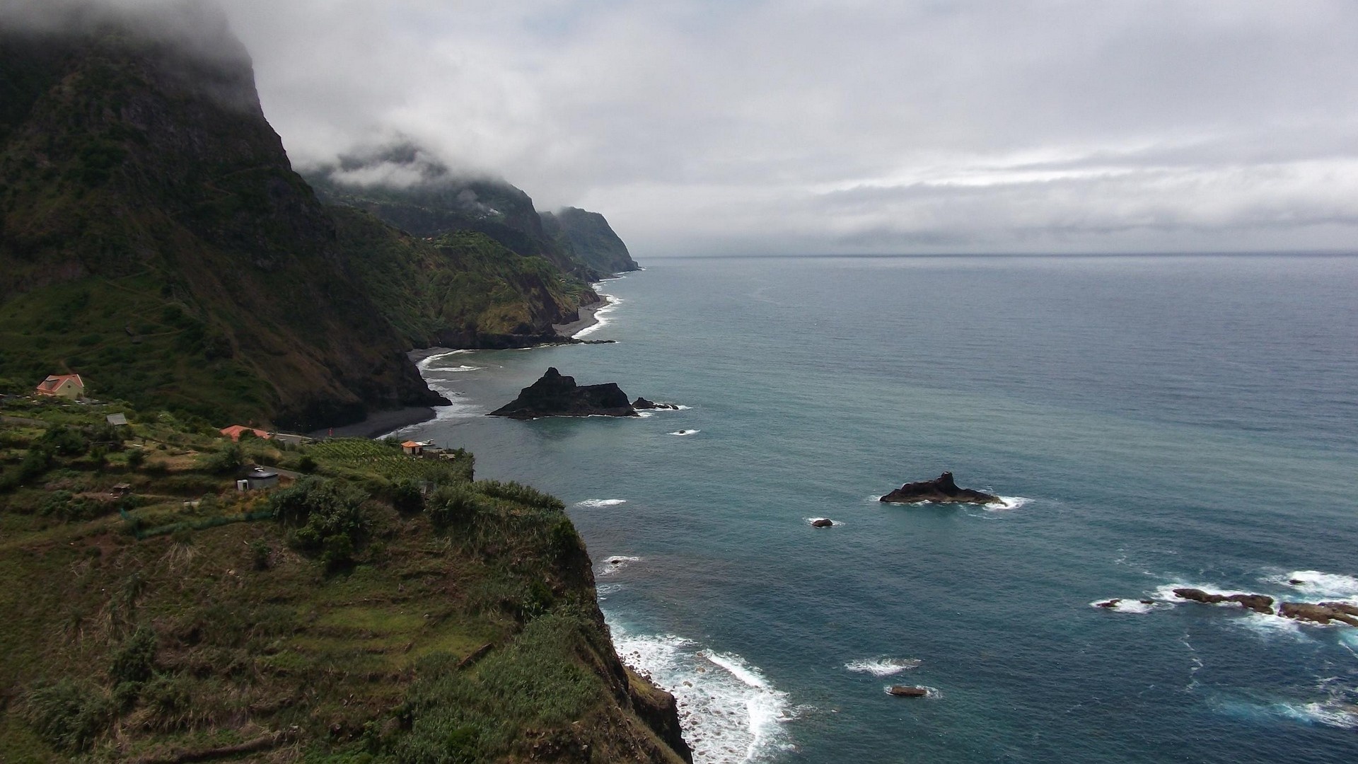 Madeira travels, Vibrant wallpapers, Posted by John Johnson, 1920x1080 Full HD Desktop