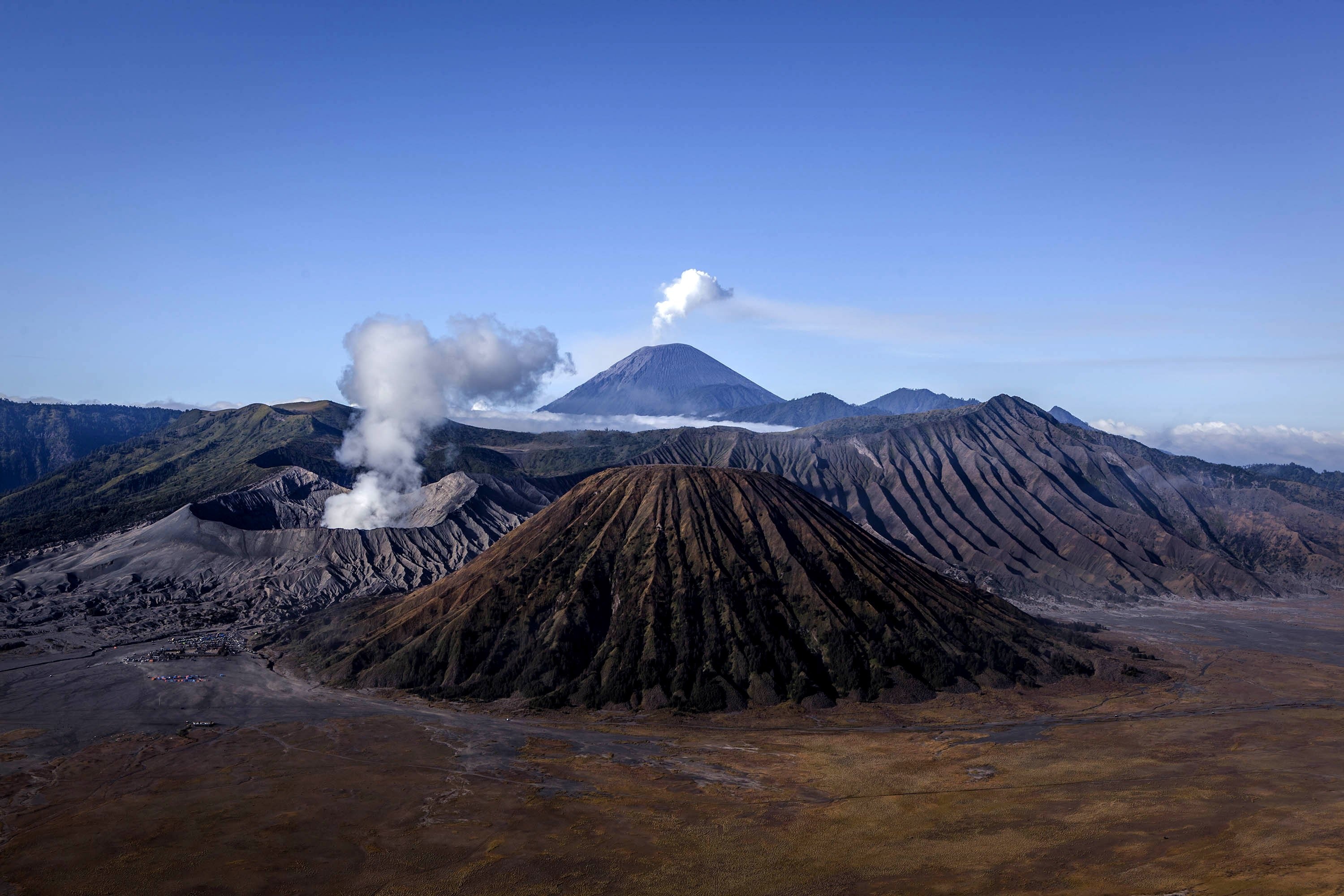 Mount Bromo, Travels, Hindu Festival, Indonesia, 3000x2000 HD Desktop