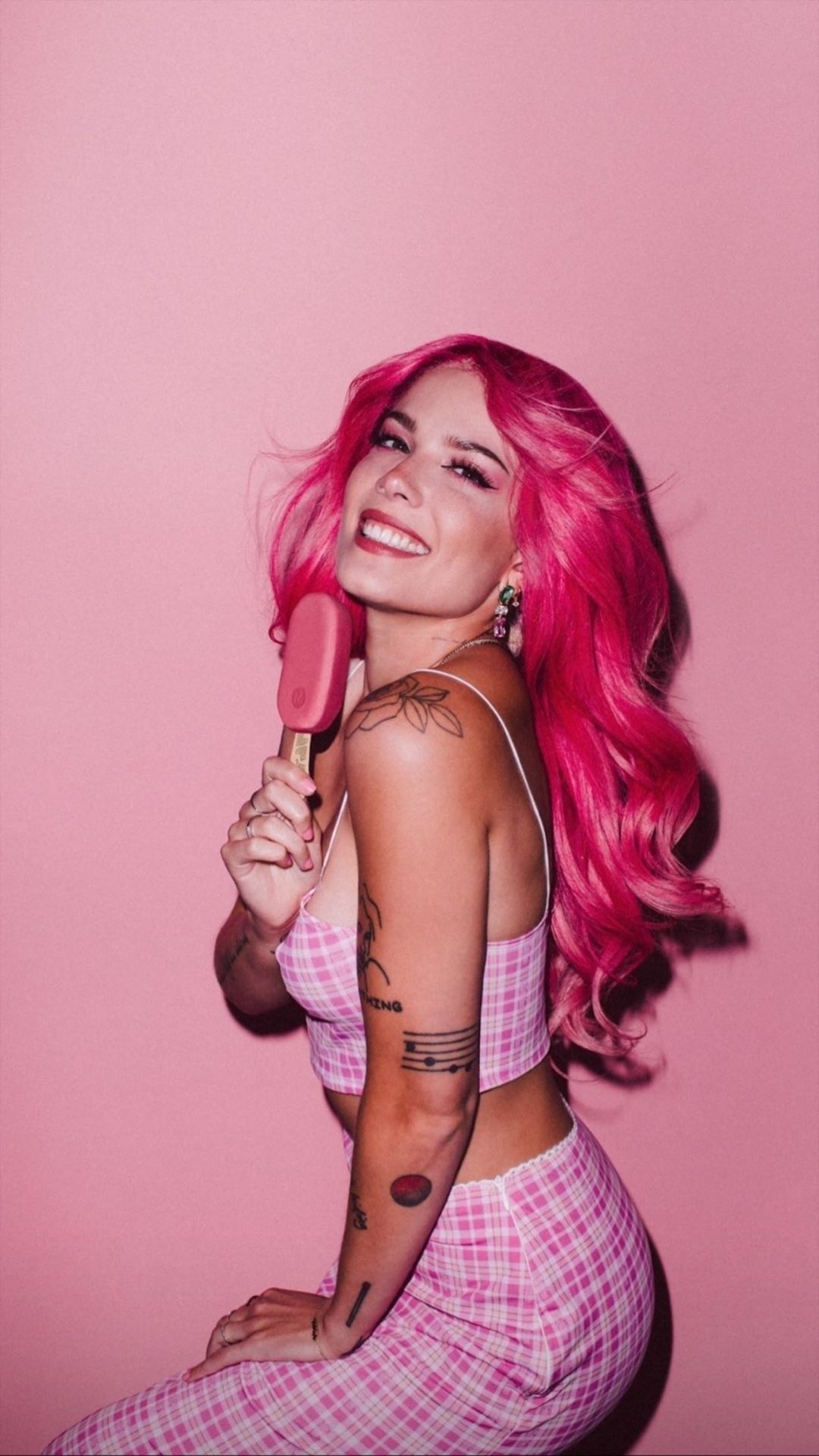 Halsey, Violeti Frangipane, Photoshoot, Halsey hair, 1080x1920 Full HD Phone