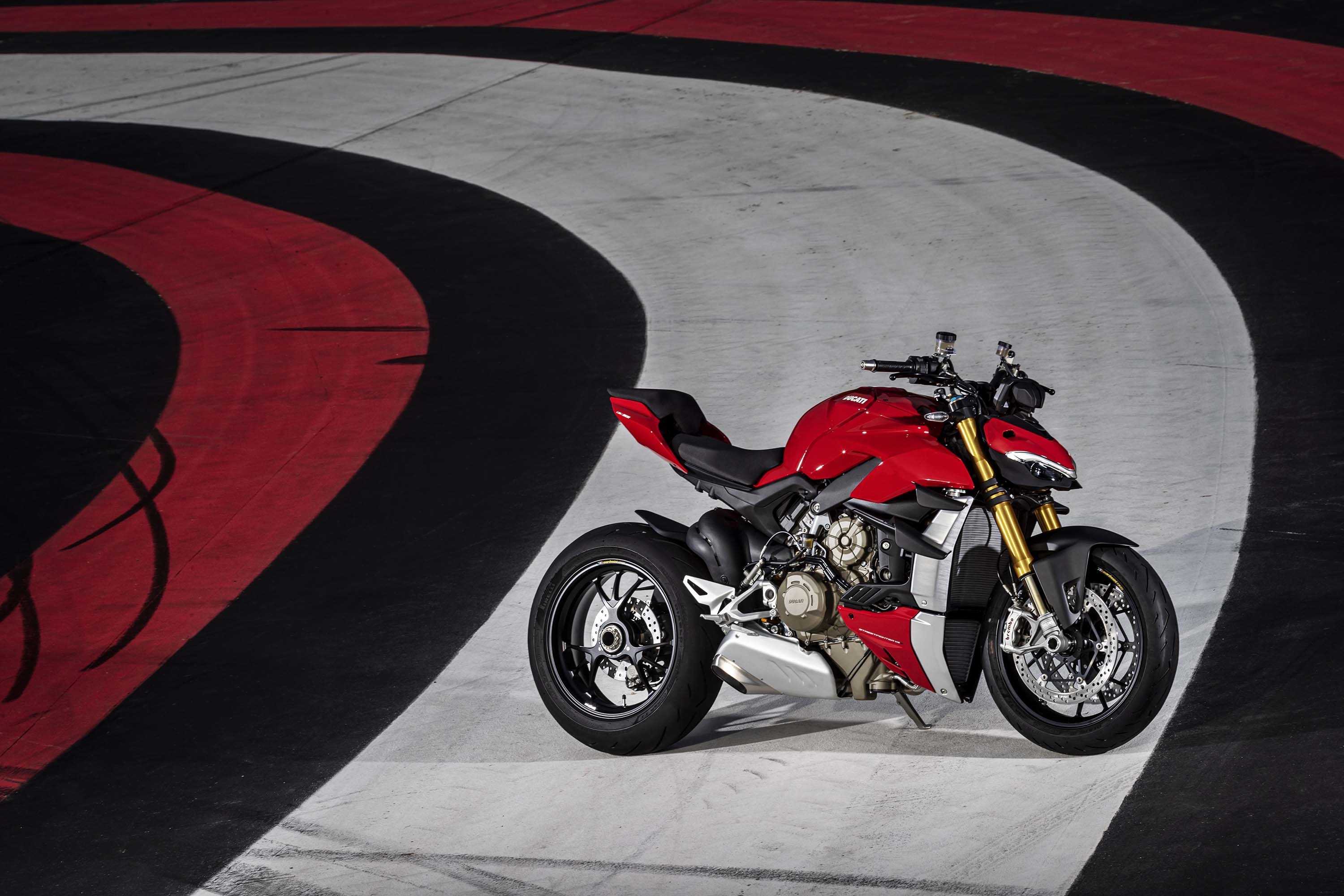 V4 S Version, Ducati Streetfighter Wallpaper, 3000x2000 HD Desktop