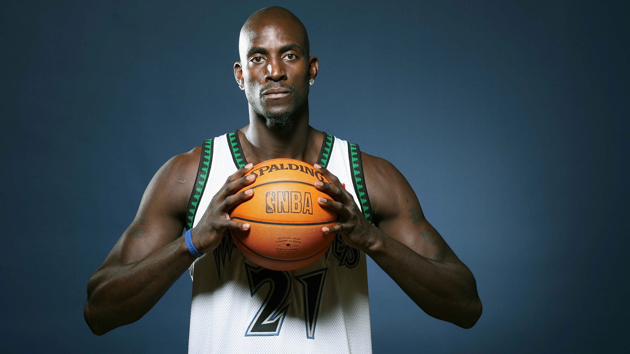 Kevin Garnett, NBA desktop background, High definition, 2050x1160 HD Desktop